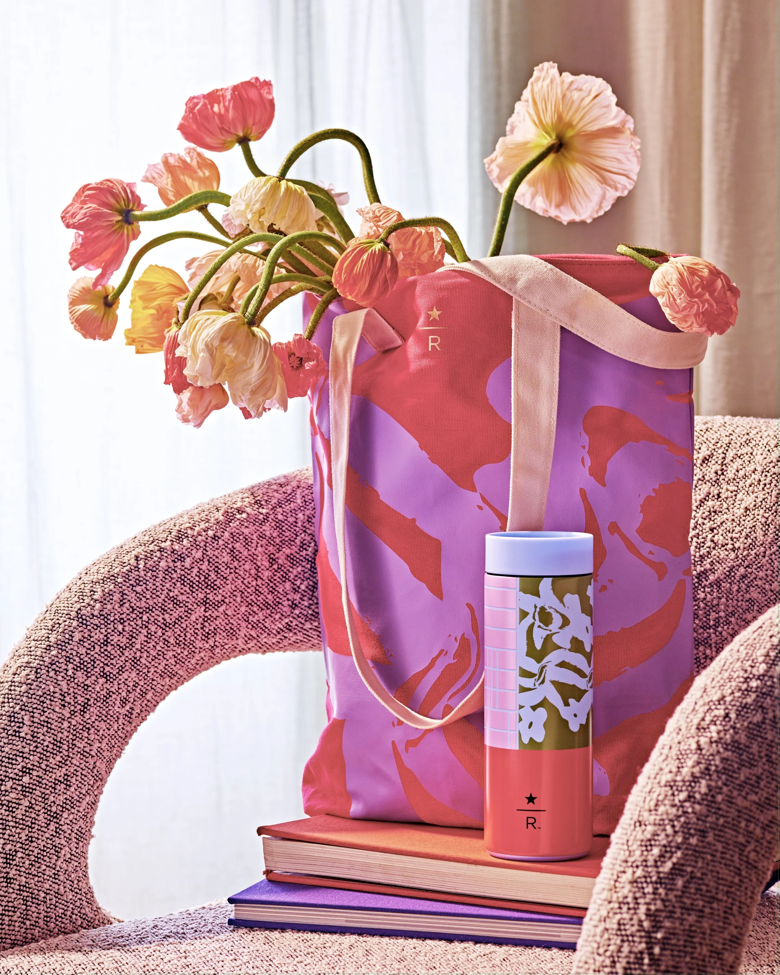 250110-Blossoming-Botanicals-Tote-Bag-677-V1.jpg