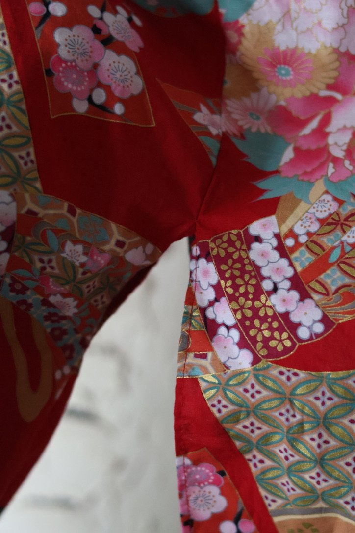 vintage-sakurai-shoji-kimono-robe-sleeve-underarm.jpg
