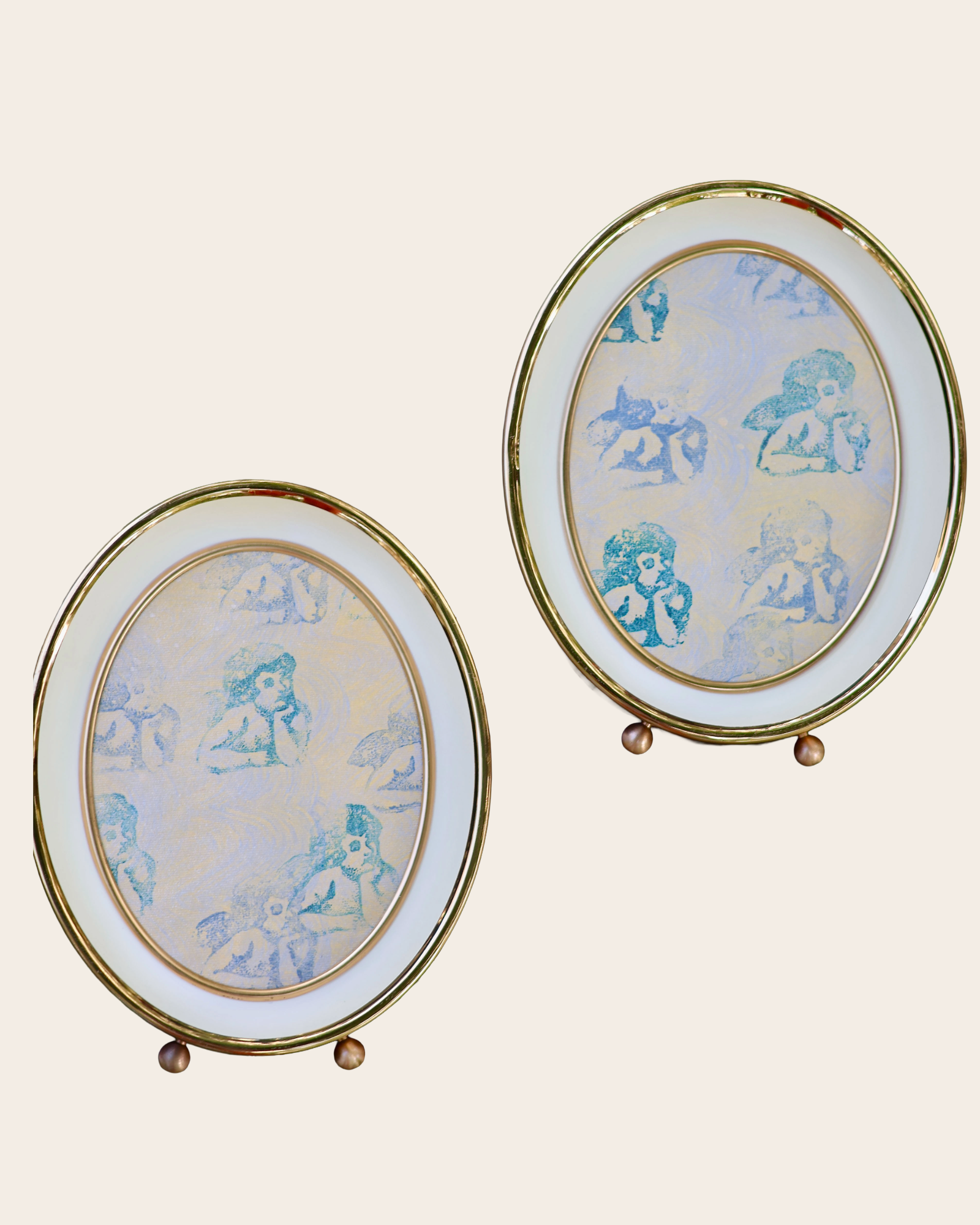 5x7 Vintage Oval Picture Frames - Cream Enamel & Brass Set