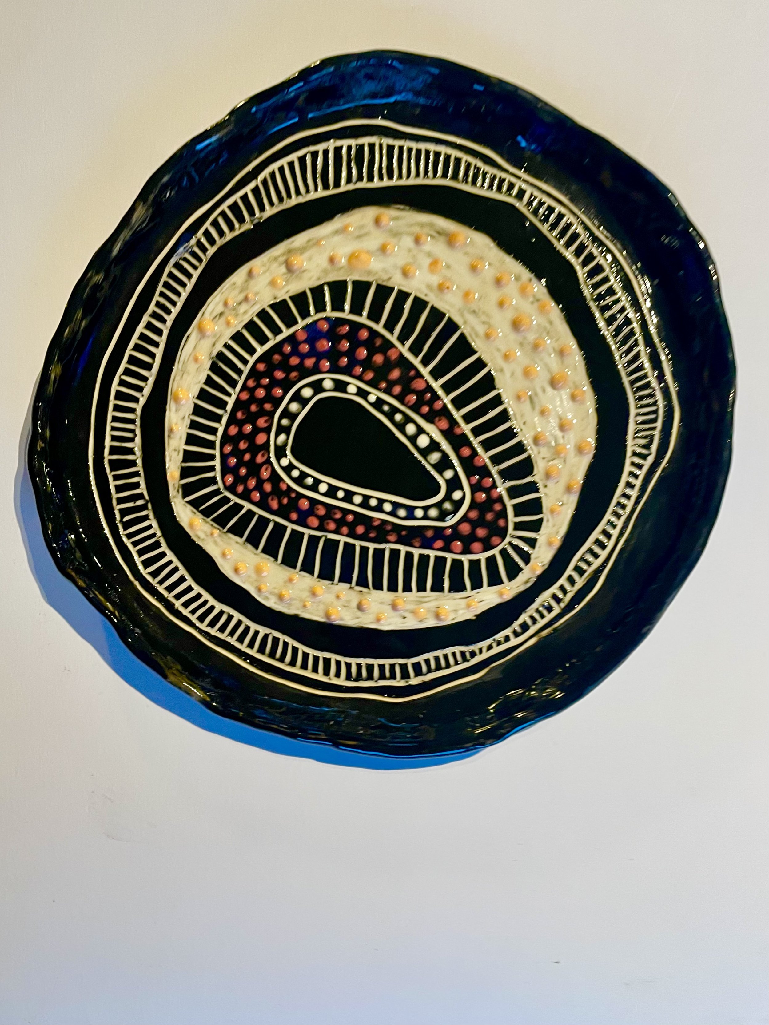 CERAMIC DECORATIVE PLATE