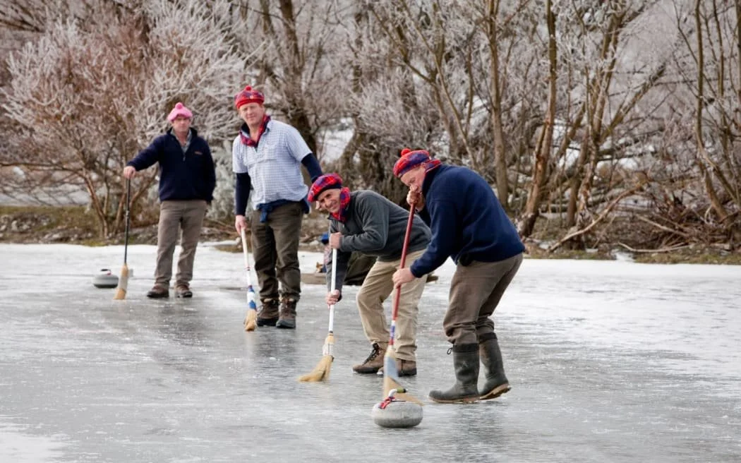 Curling at Oturehua