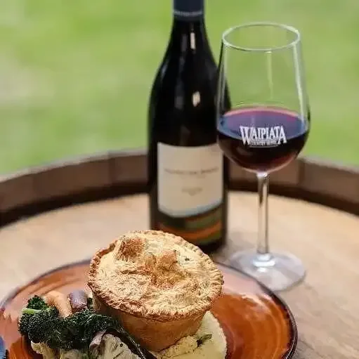 Local New Zealand and Central Otago wines with authentic Waipiata pies