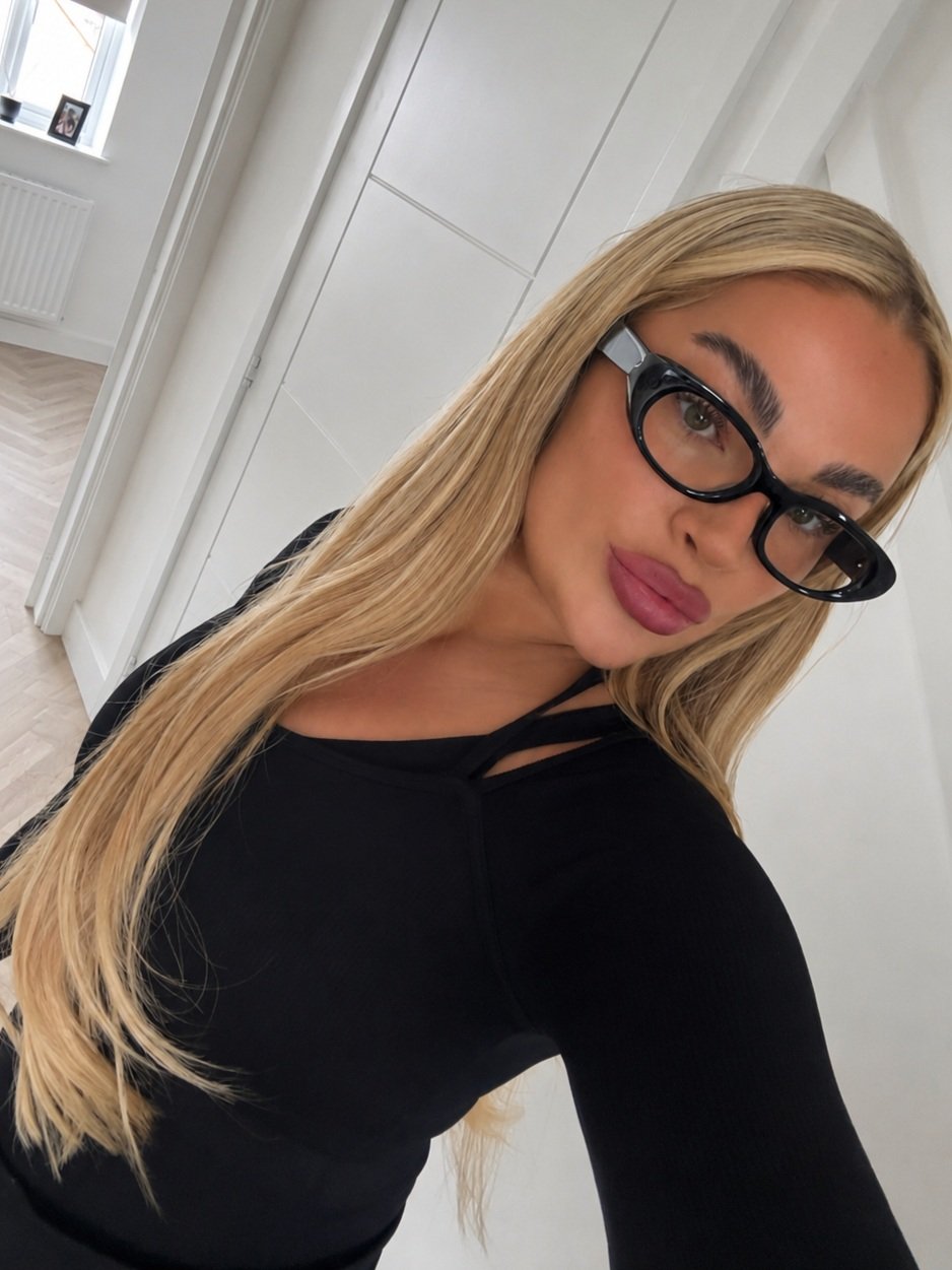 Scarletts Socials CEO Founder Social Media Marketing