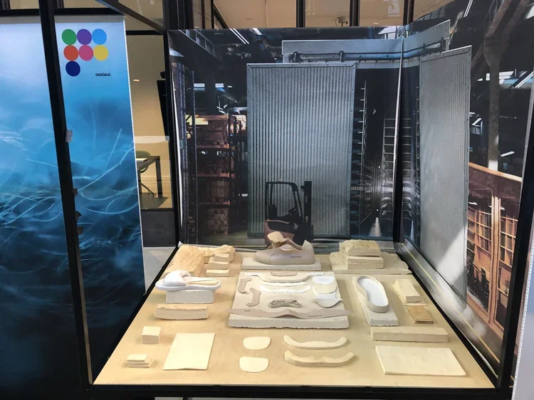 pangaia-biofabricate-display.webp