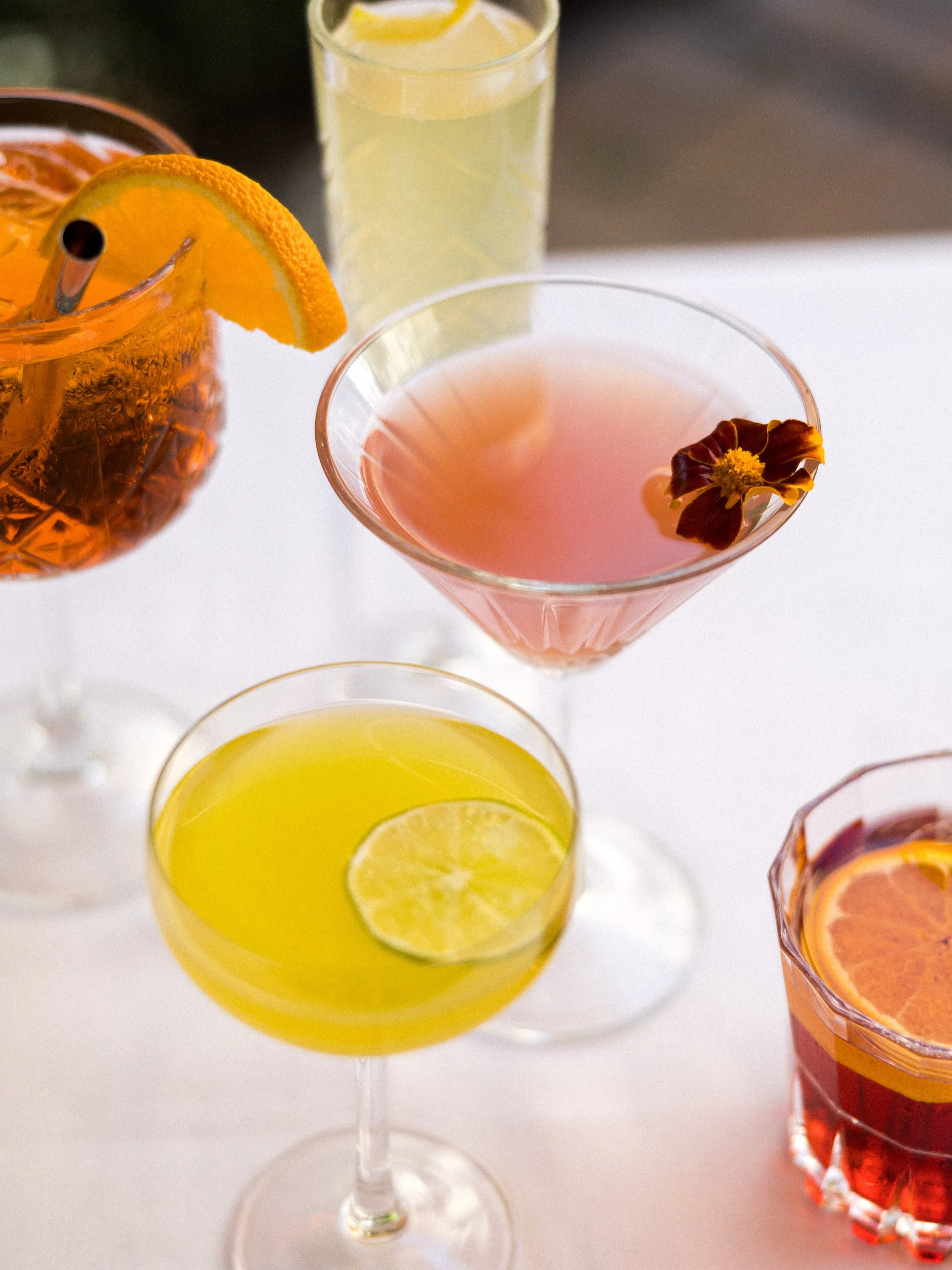 Cocktails met een Franse twist.

&Agrave; votre sant&eacute;! 🍸