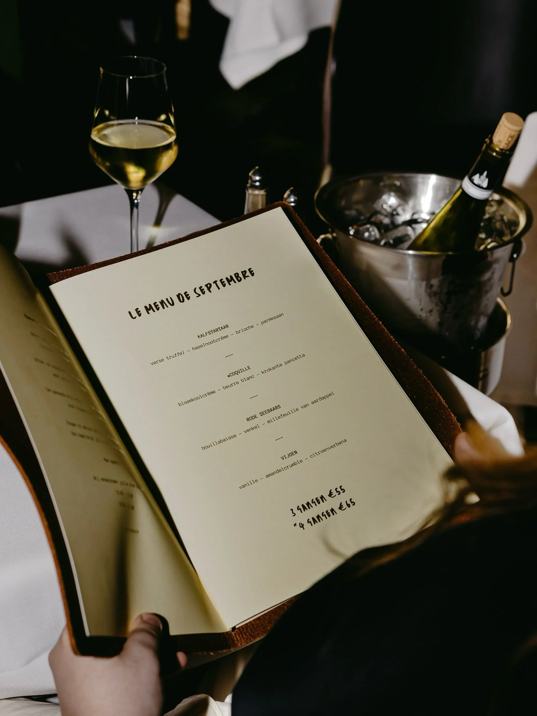 Le menu de septembre 🍴

3 gangen &euro; 55 | 4 gangen &euro; 65

&Agrave; bient&ocirc;t chez Borrelhuis!