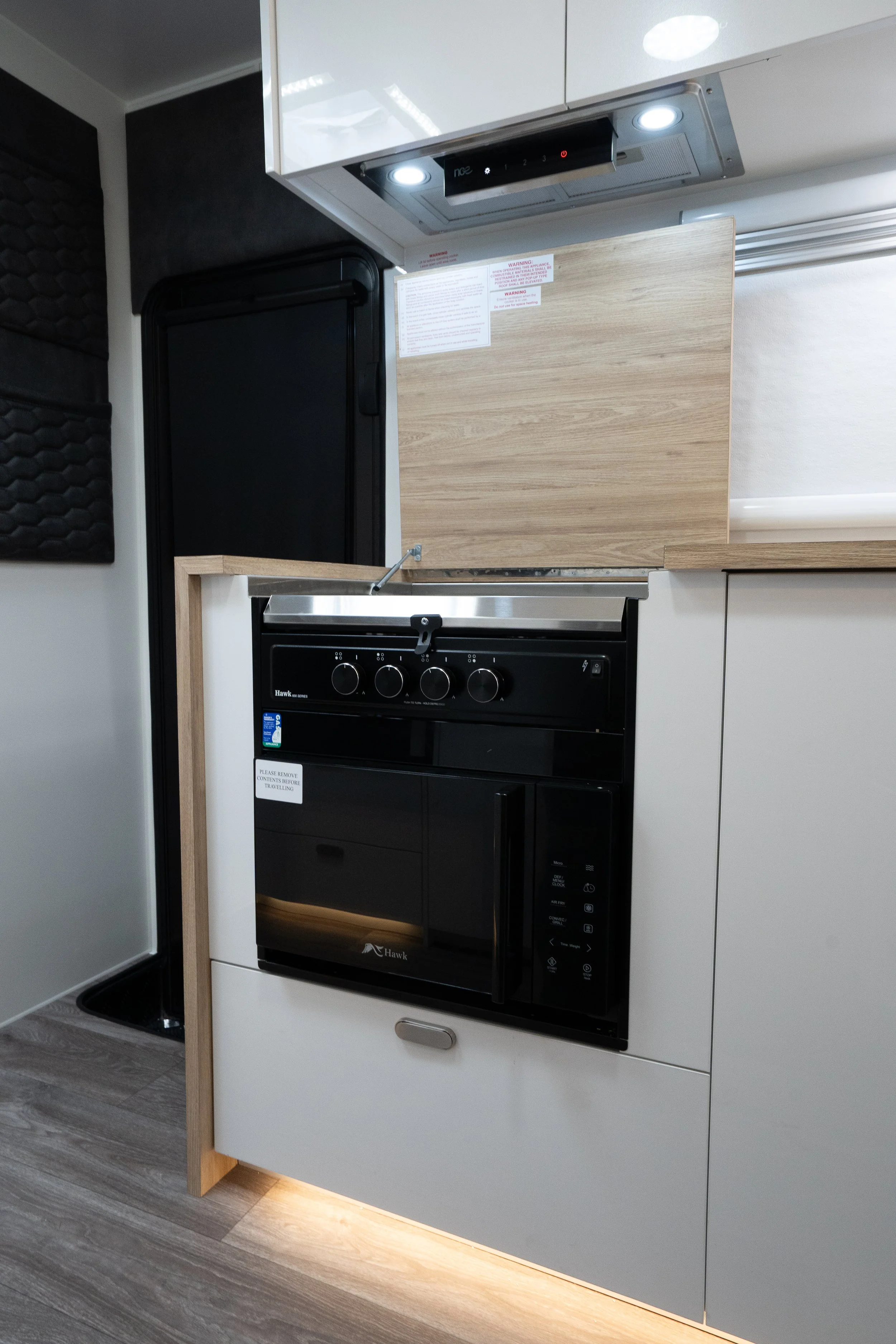 Bespoke-Caravans-Evoke-Premium-Australian-Off-road-caravan-custom-interior-00015.jpg