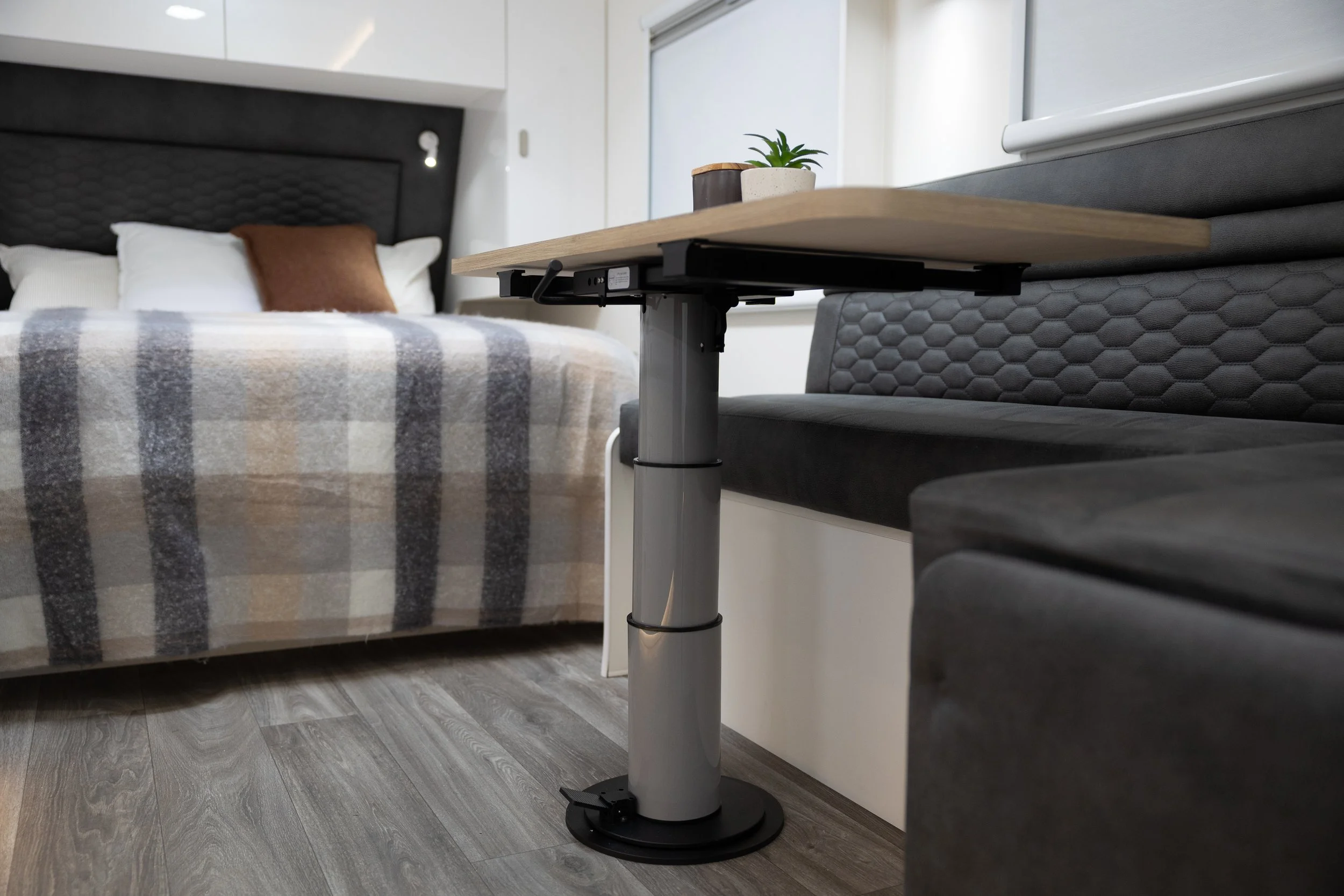 Bespoke-Caravans-Evoke-Premium-Australian-Off-road-caravan-custom-interior-2544.jpg