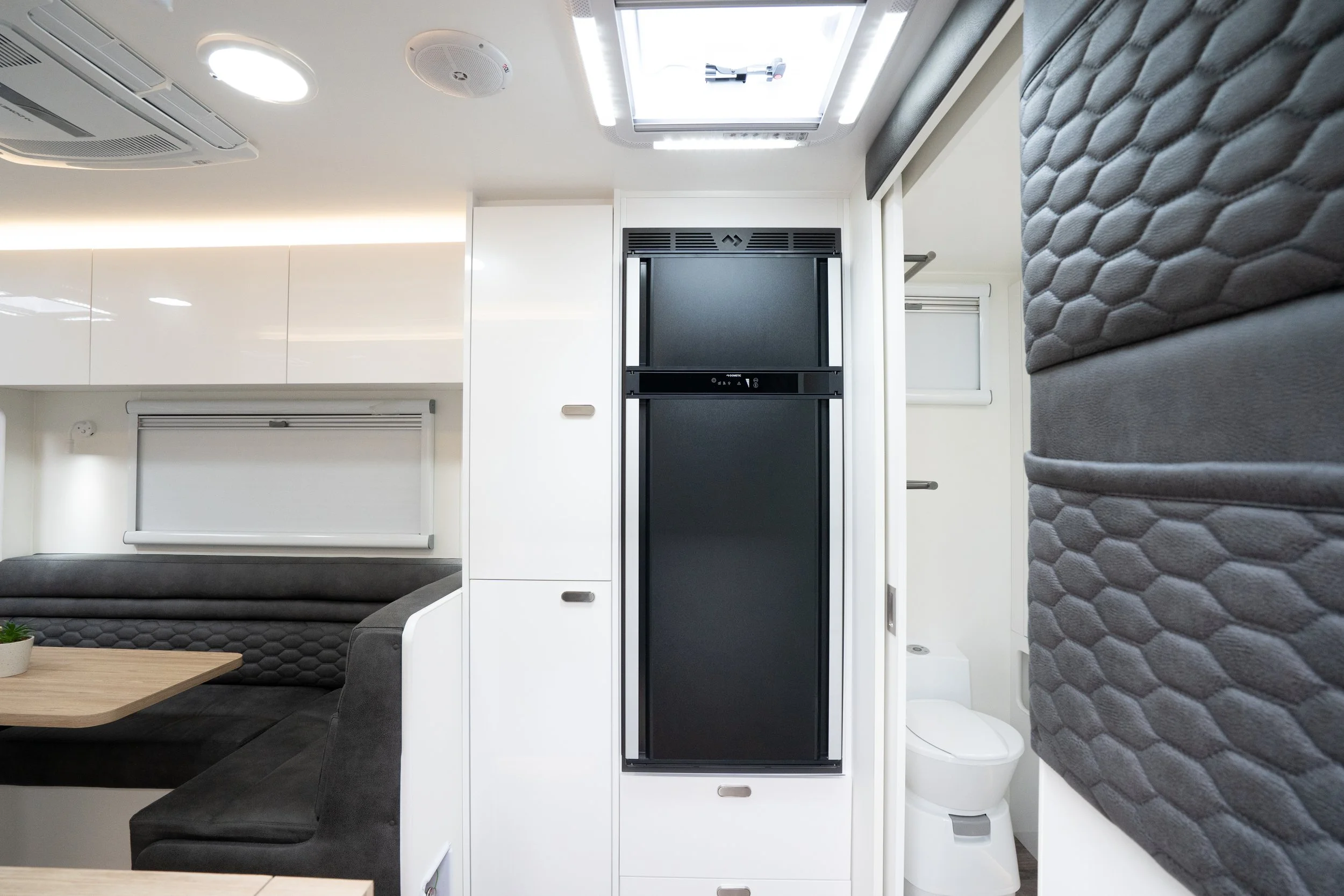 Bespoke-Caravans-Evoke-Premium-Australian-Off-road-caravan-custom-interior-09997.jpg