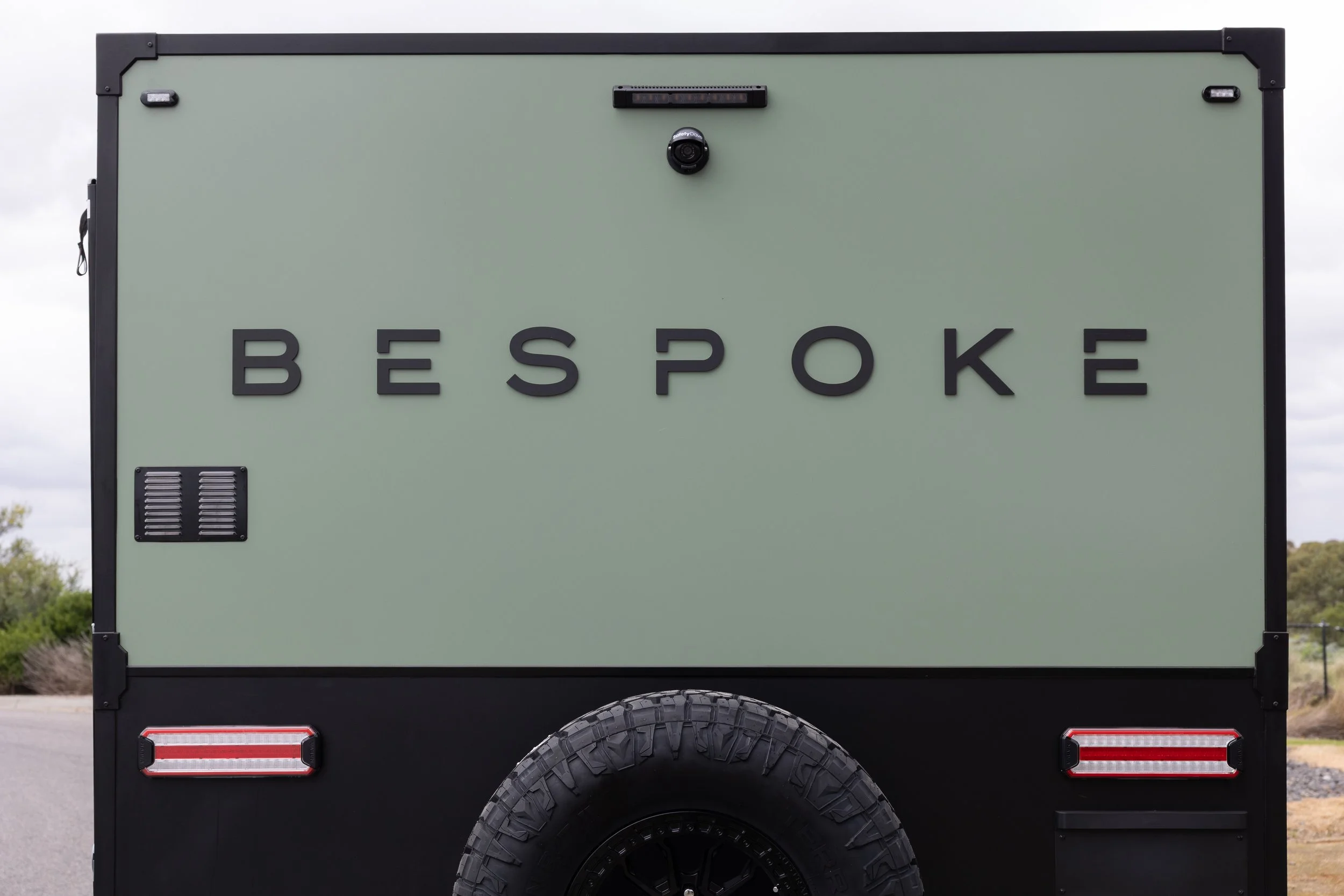 Bespoke-Caravans-Evoke-Premium-Australian-Off-road-caravan-custom-interior-2626.jpg