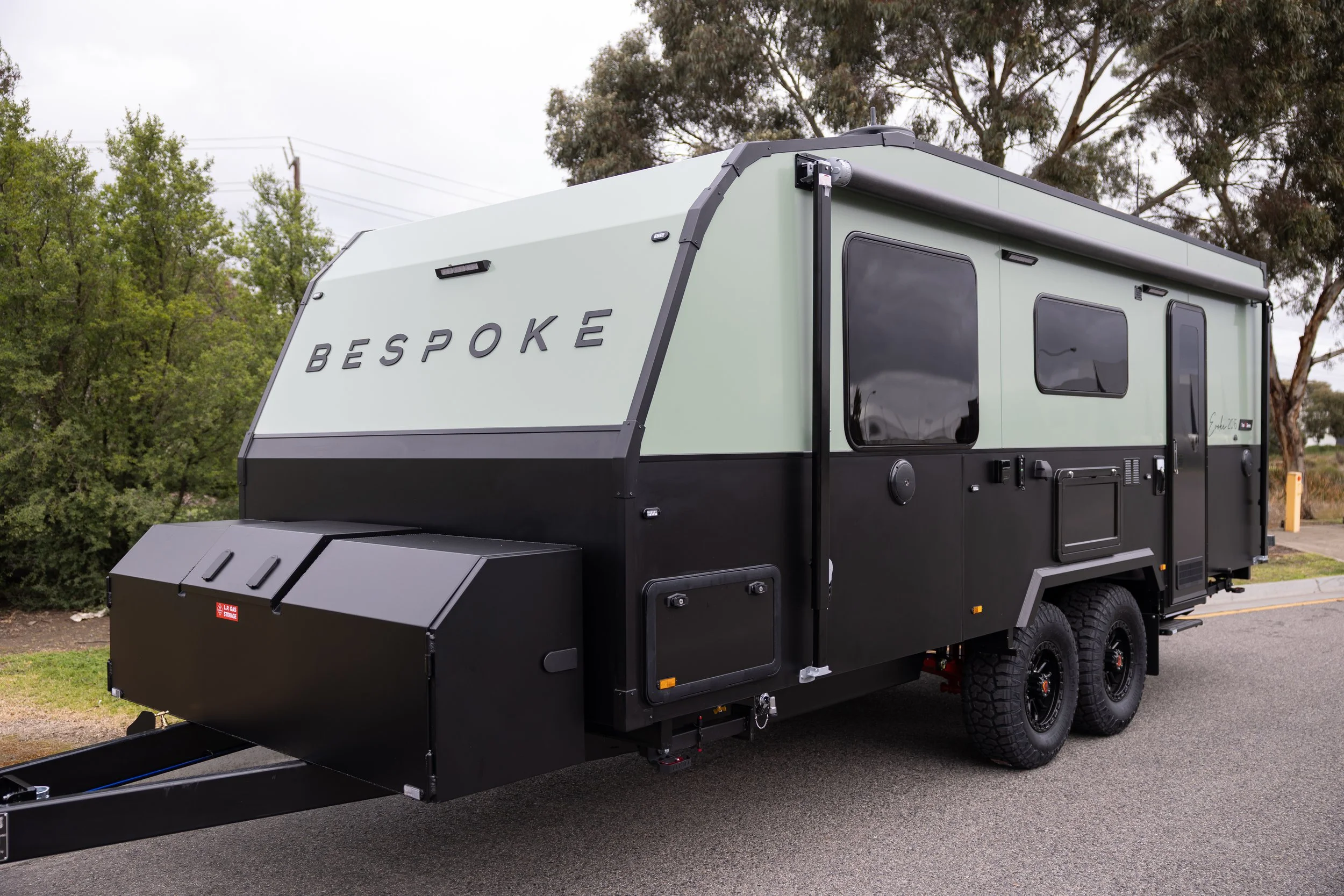 Bespoke-Caravans-Evoke-Premium-Australian-Off-road-caravan-custom-interior-2637.jpg