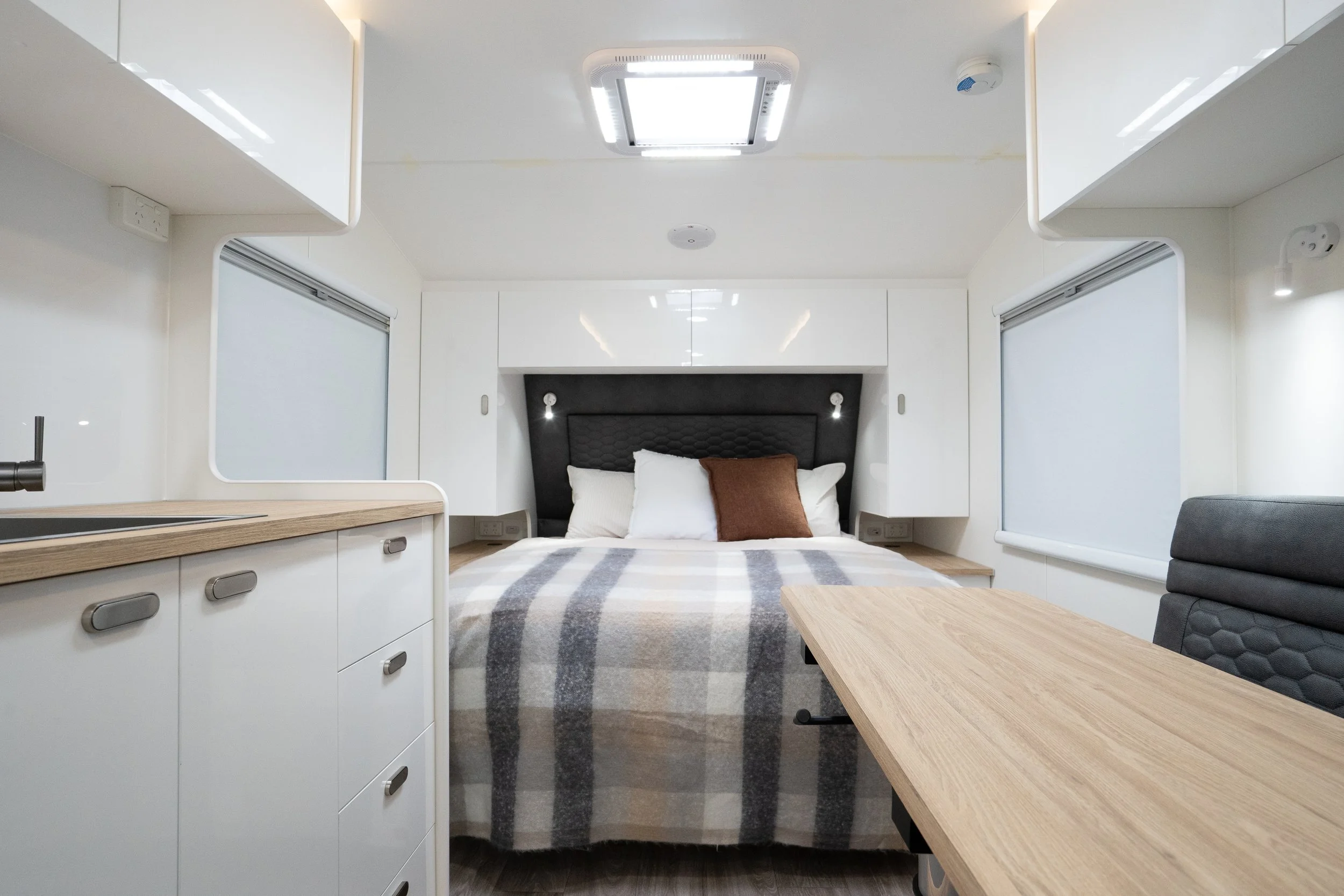 Bespoke-Caravans-Evoke-Premium-Australian-Off-road-caravan-custom-interior-09927.jpg