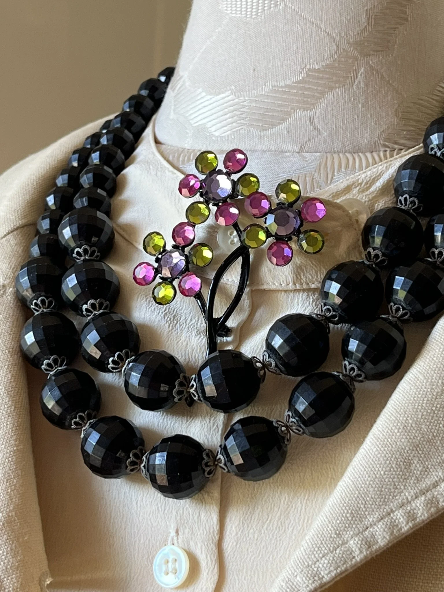 Japanned Fuchsia and Olivine Branch Brooch