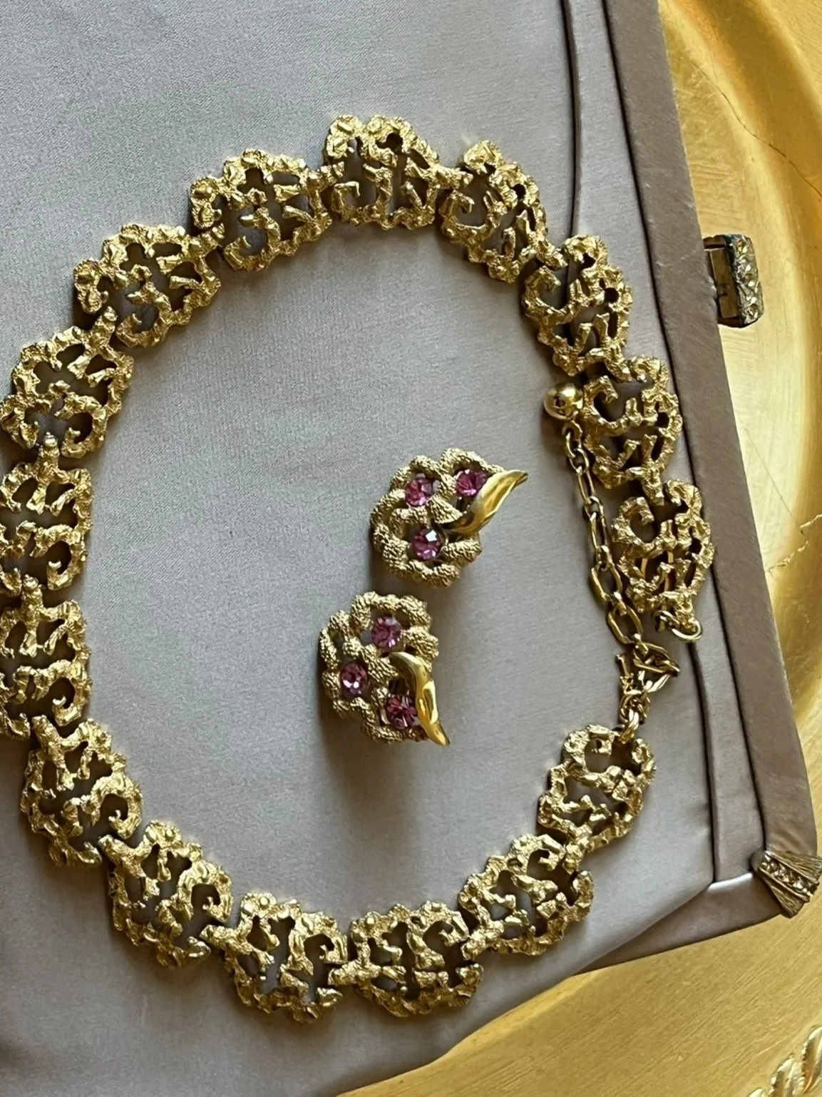 Crown Trifari Textured Gold Collar and Pink Rhinestone Earring 1960s Married Set