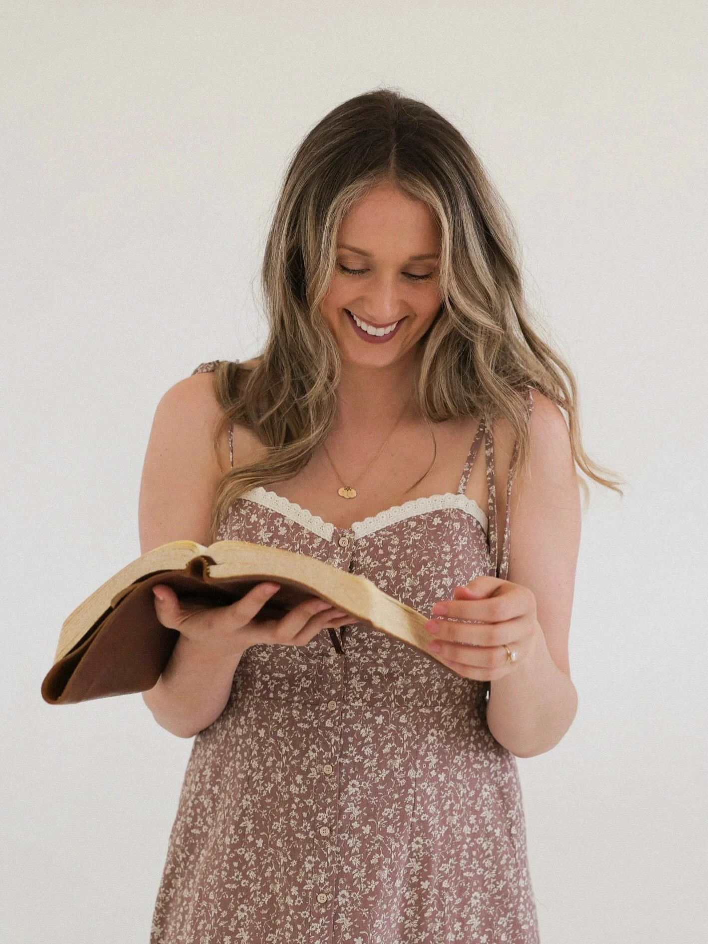 34 🤍 what a special year it&rsquo;s been&mdash;releasing my first book into the world &amp; getting ready to welcome our third little love. I&rsquo;m eternally grateful that God&rsquo;s ways are so much better than my own. Here&rsquo;s to another ye