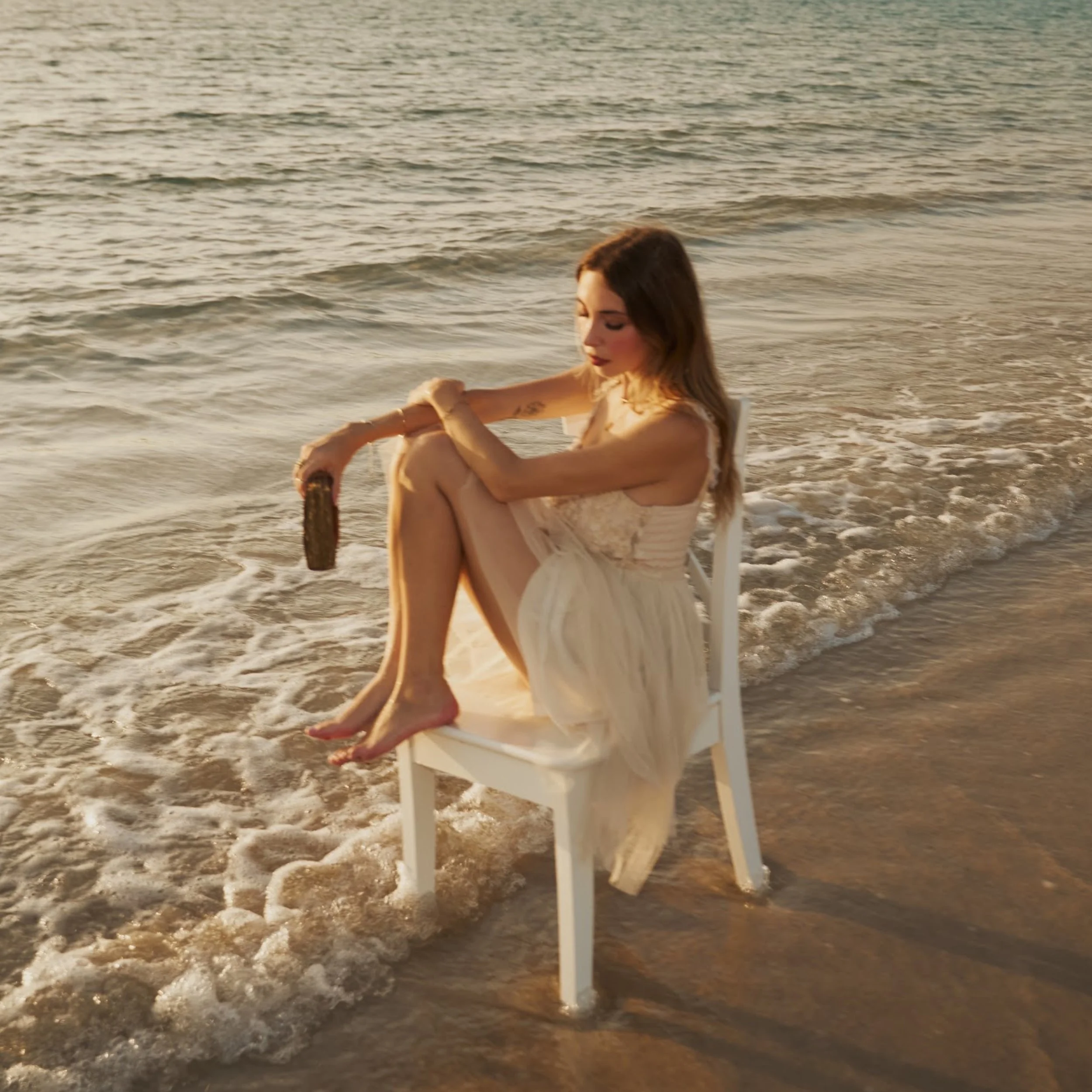 Alice Larcher's debut single Echoes of You cover.