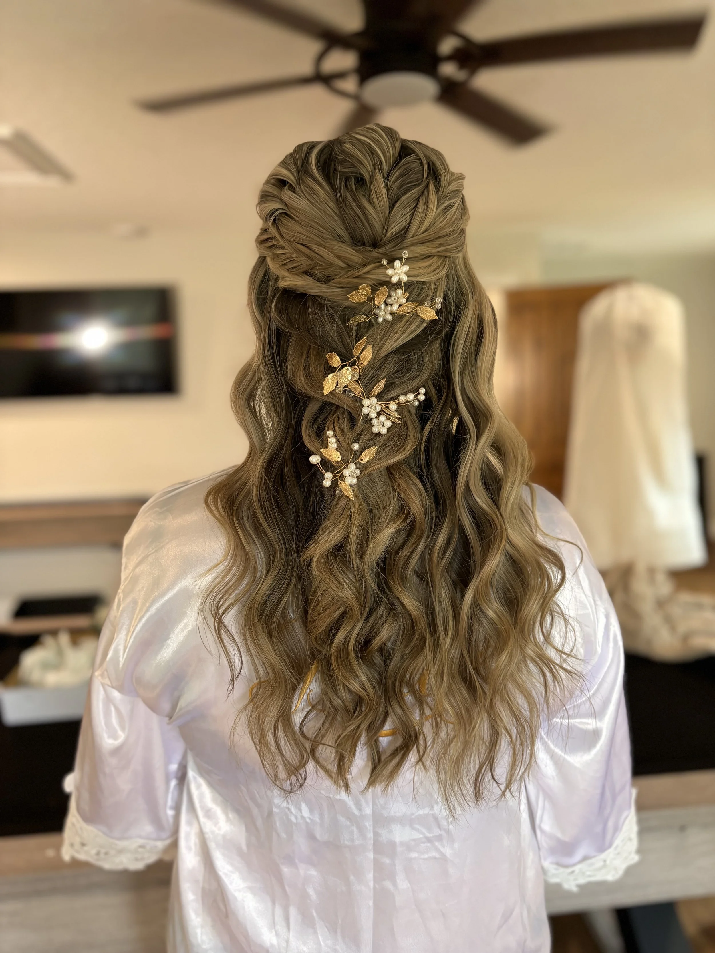 romantic half up half down wedding styles 