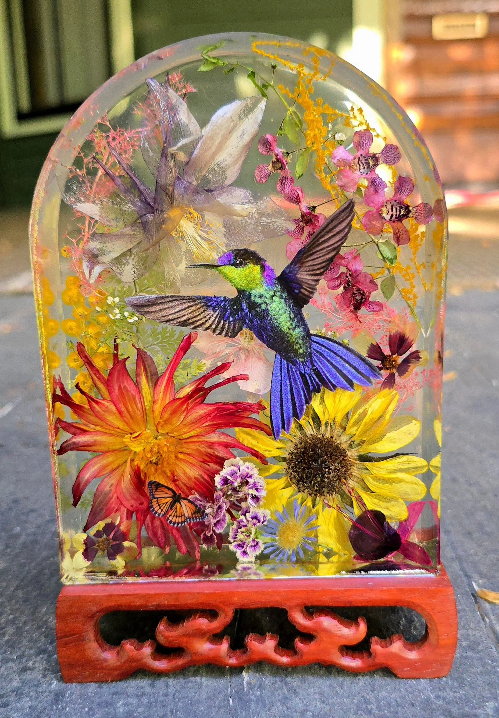 3.5" Wide 5" Tall Hummingbird Decor