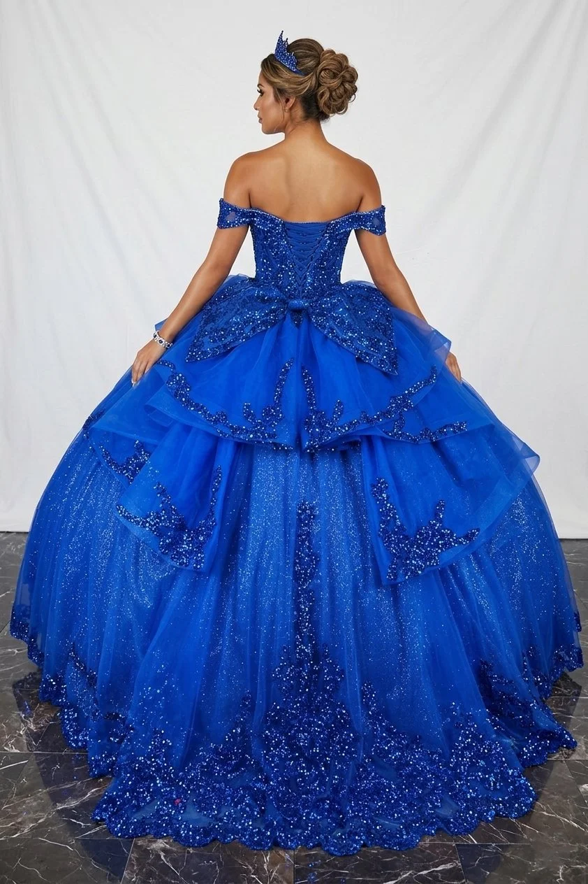 Multi-layer Skirt with rhinestones dress
Style: GVC325-5
Size: S - 3XL
Navy Blue