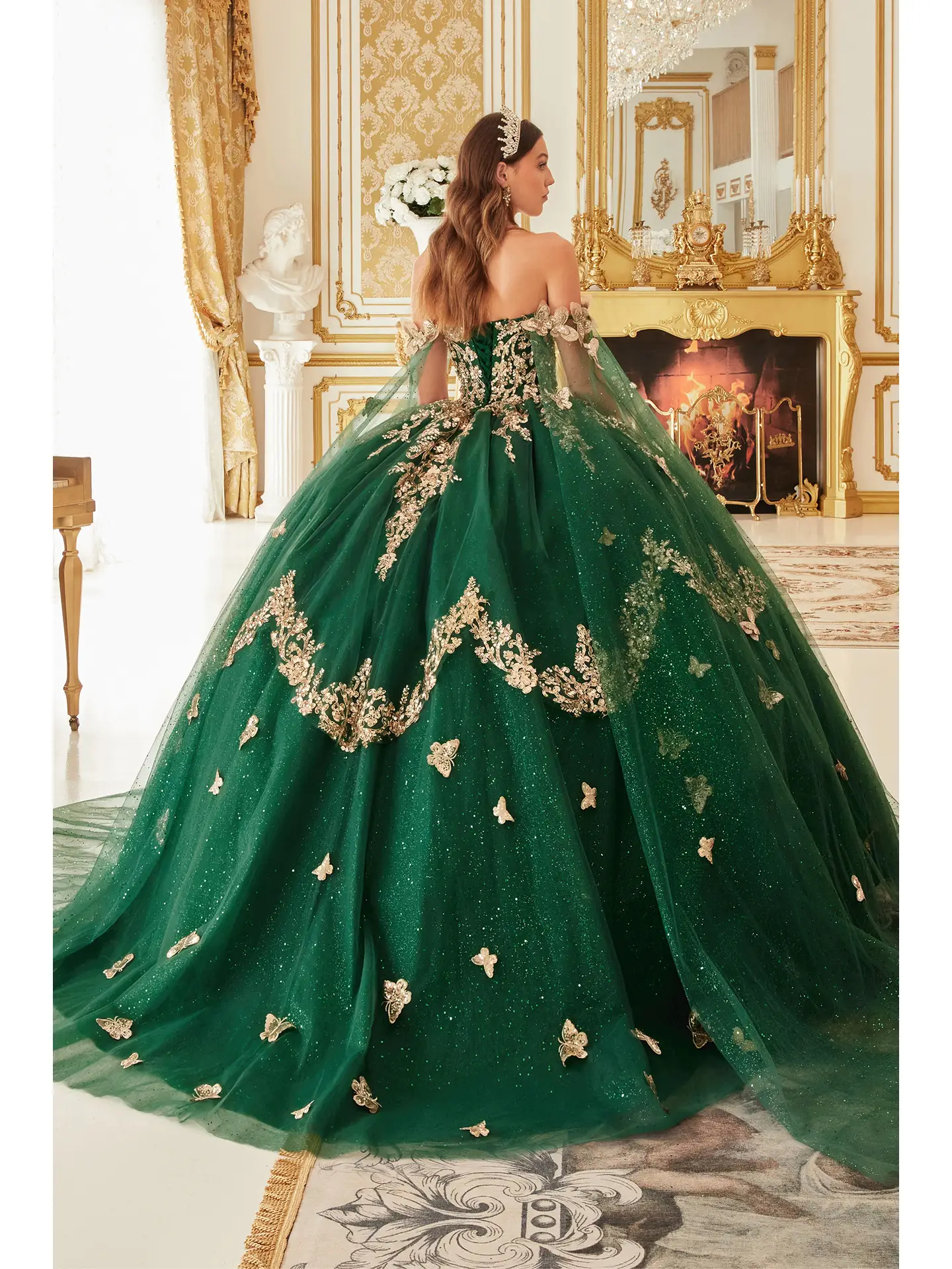 Emerald Green & Gold Appliqué
Style:GV15721
Size: XS - 3XL