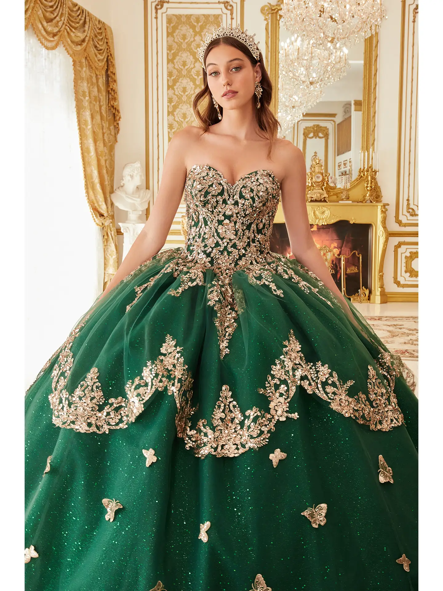Emerald Green & Gold Appliqué
Style:GV15721
Size: XS - 3XL