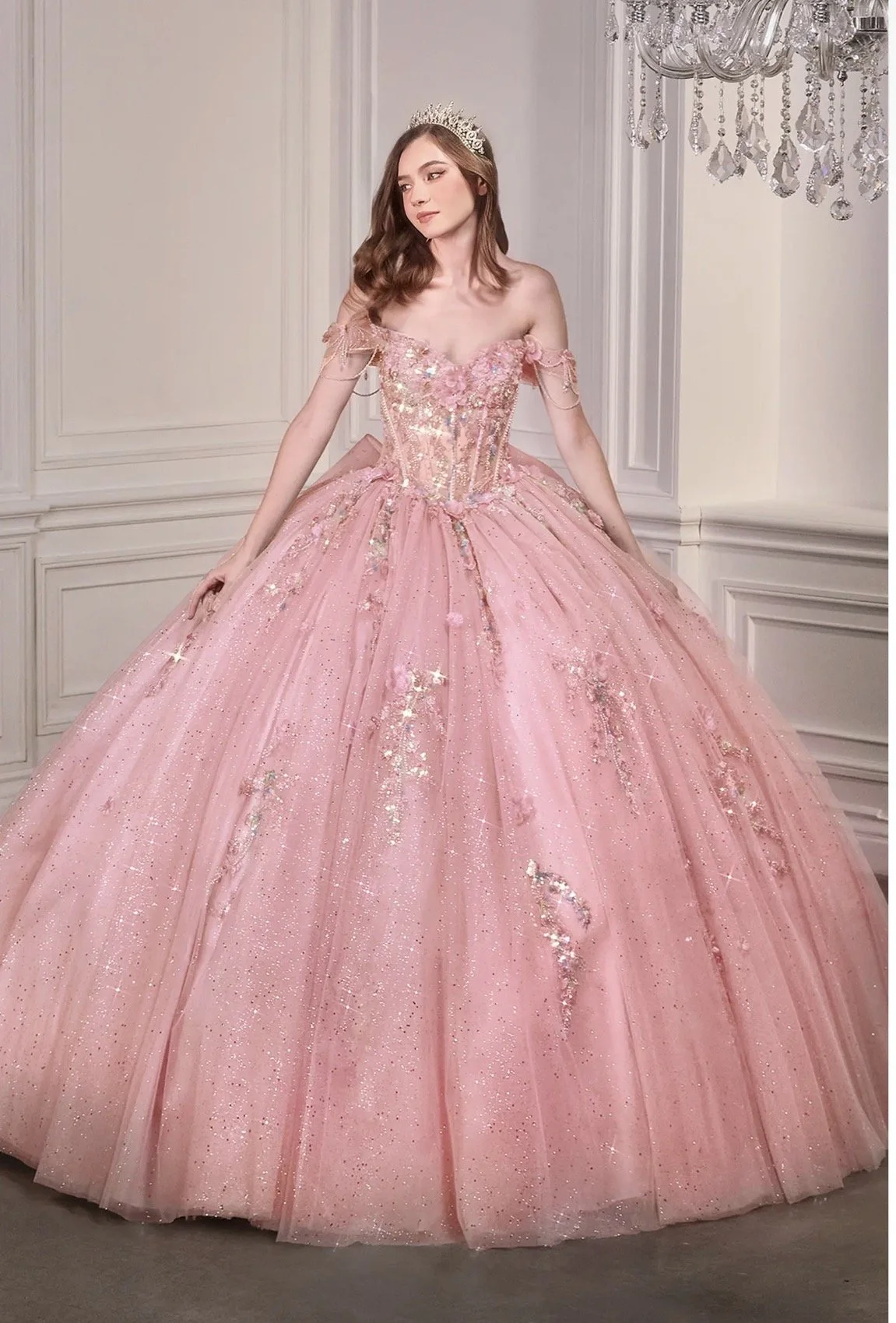 Off-the-Shoulder Glitter & Tulle Ball Gown
Style:GV15728
Size: XS-3XL