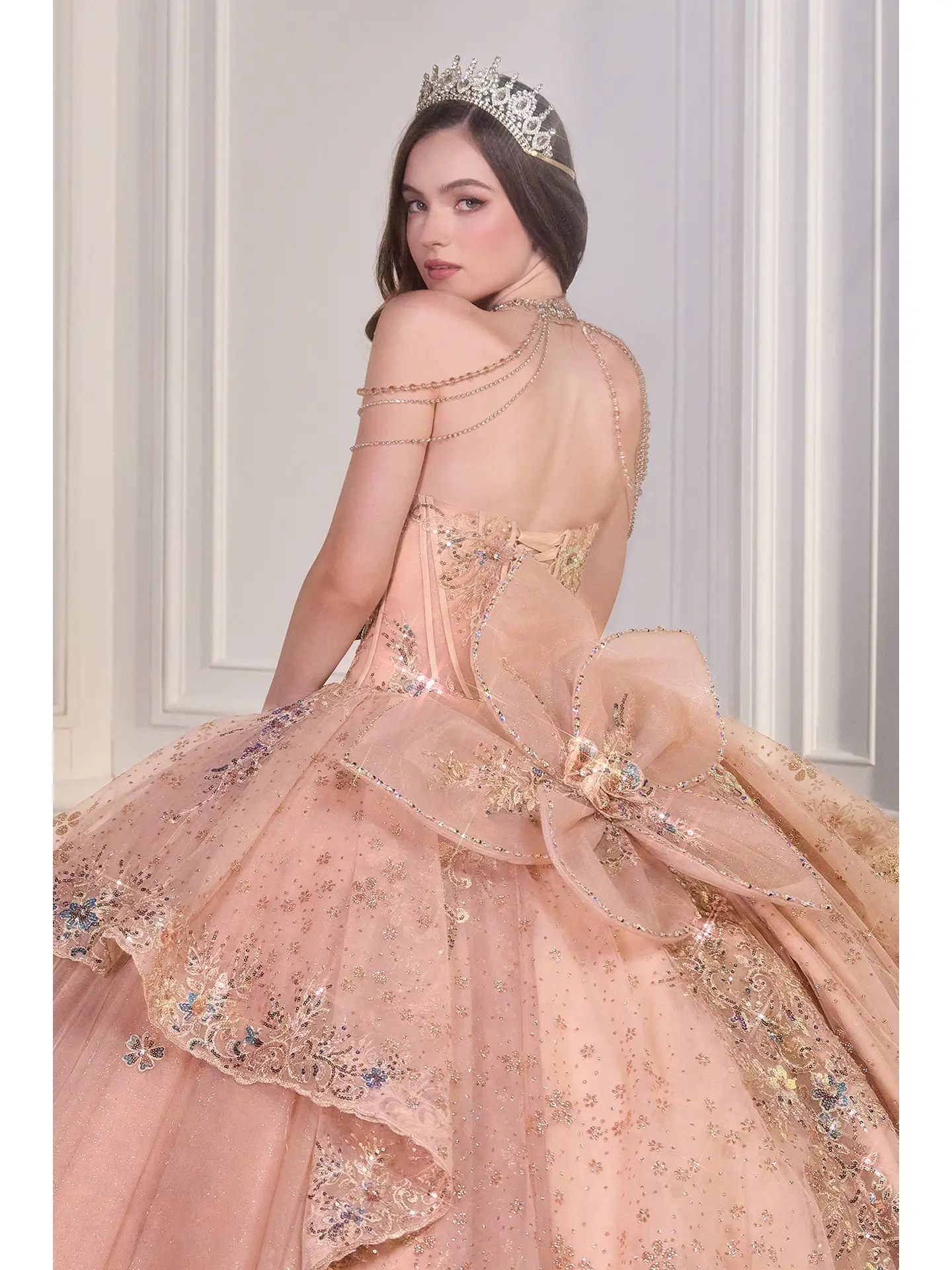 Strapless Quince Gown with Draped Neckless
Style:GV15727
Size: XS-3XL