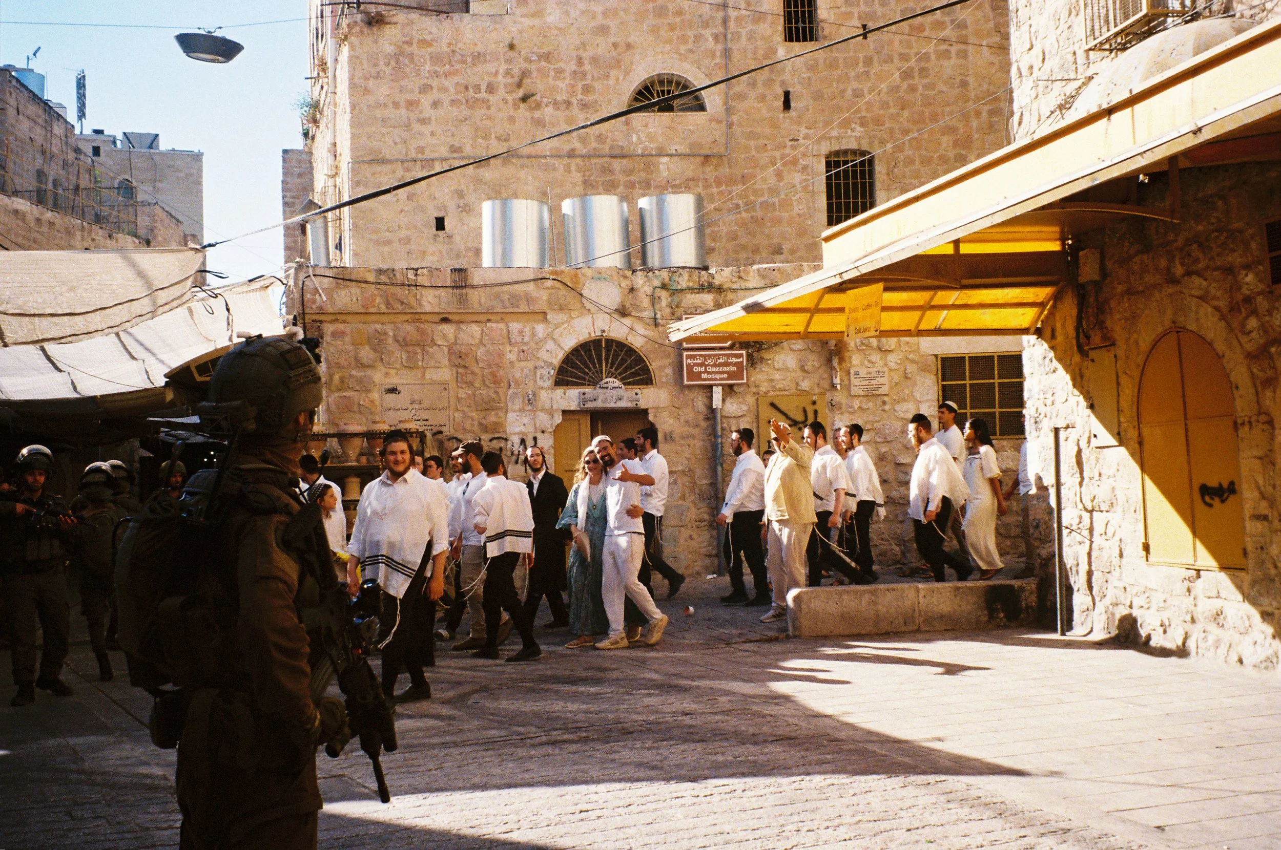 Israeli Settlers on Tour of Hebron Old City