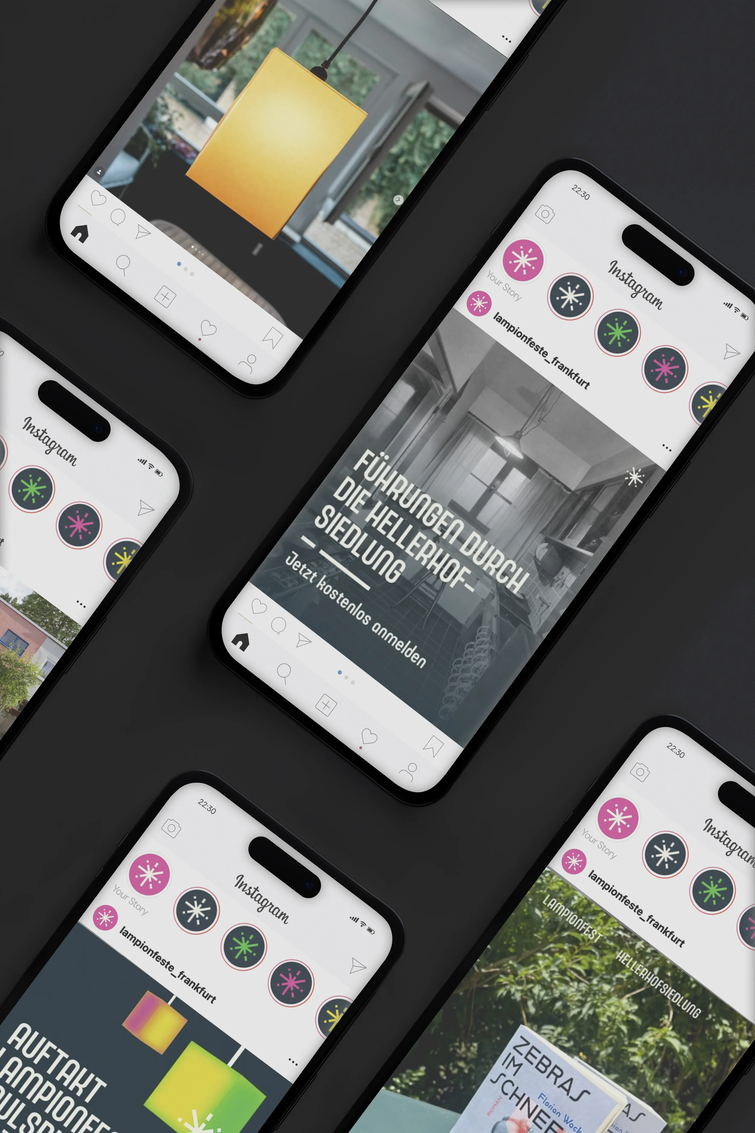 Mehrere Smartphones, die Instagram-Profile mit bunten Lichter-Designs zeigen, auf einem schwarzen Tisch. Eines zeigt einen Raum mit einem Stehlampe, das andere ein Text über eine Siedlung. Es sind verschiedene Instagram-Profile mit Laternen-Designs sichtbar.