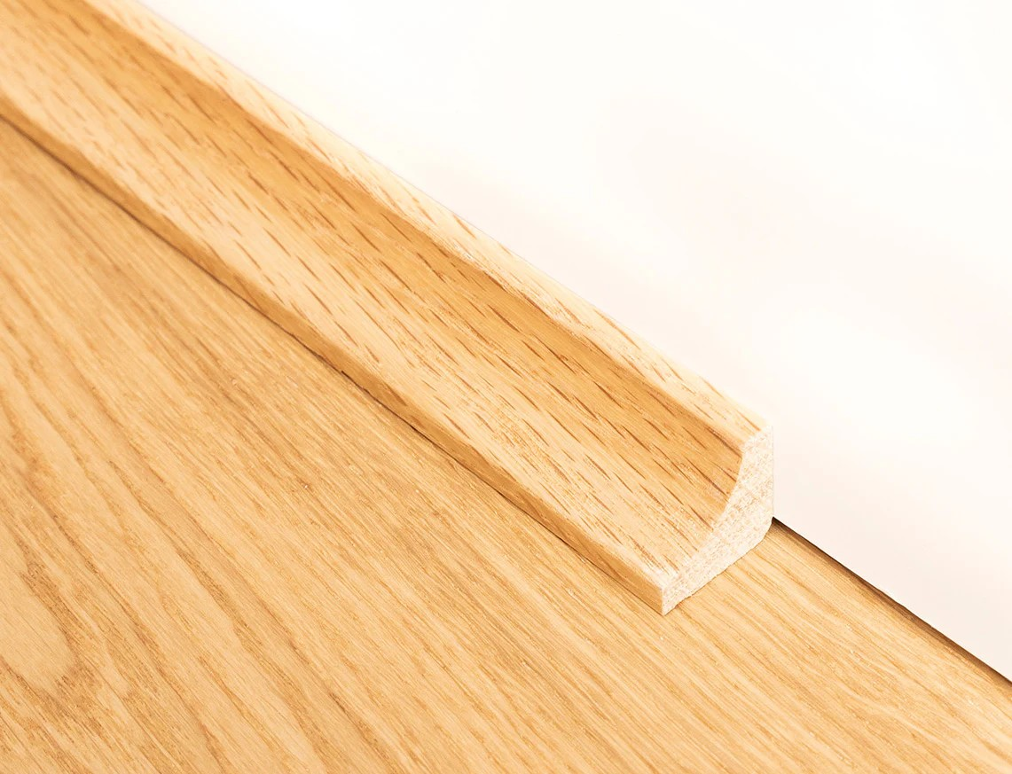 Laquered Oak Vinyl Beading