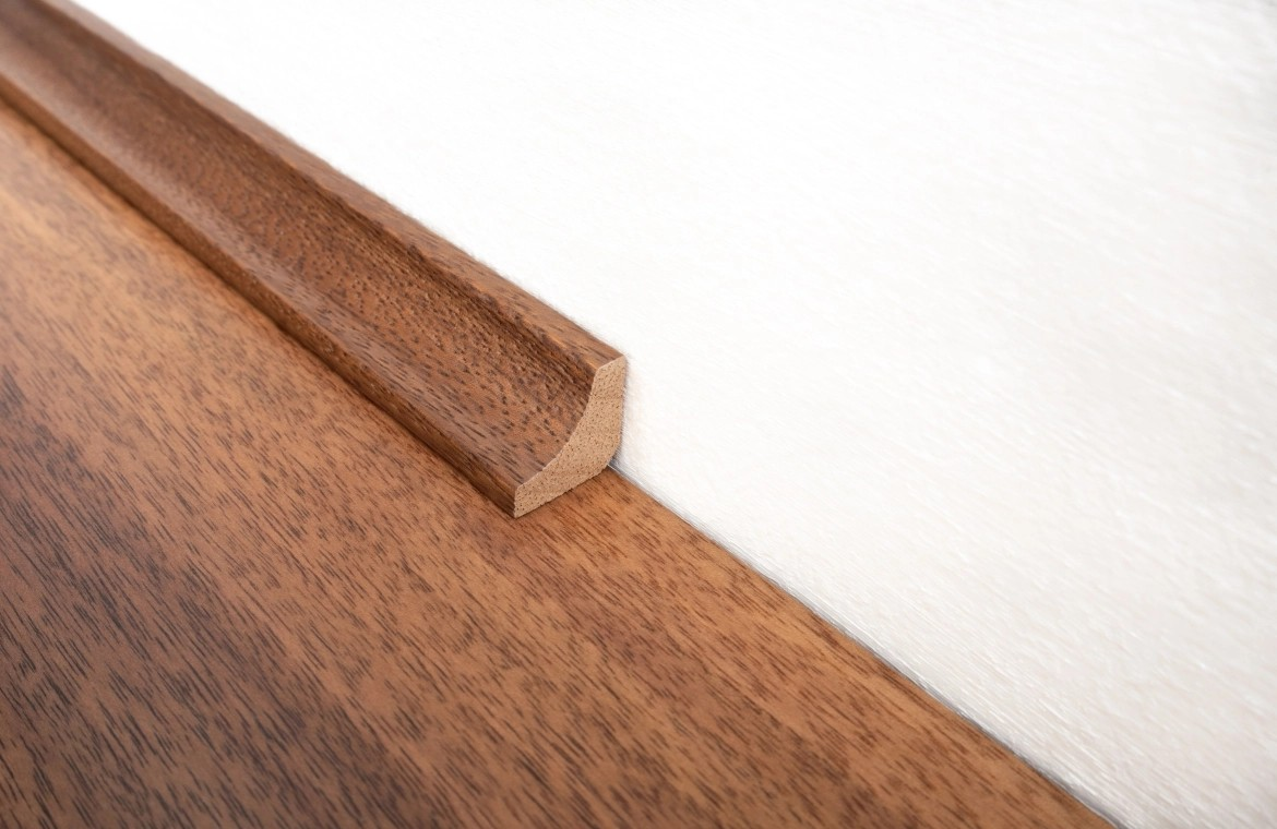 Walnut Oak Vinyl Beading