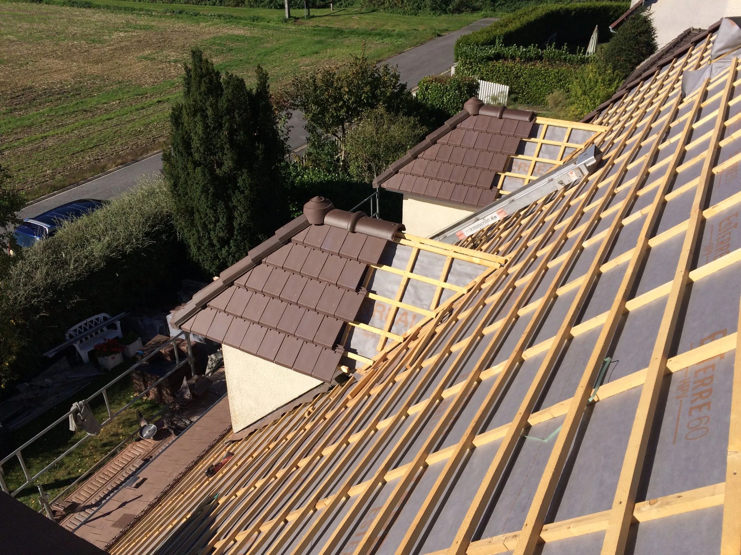 Transformation de charpente, vue depuis le haut. 