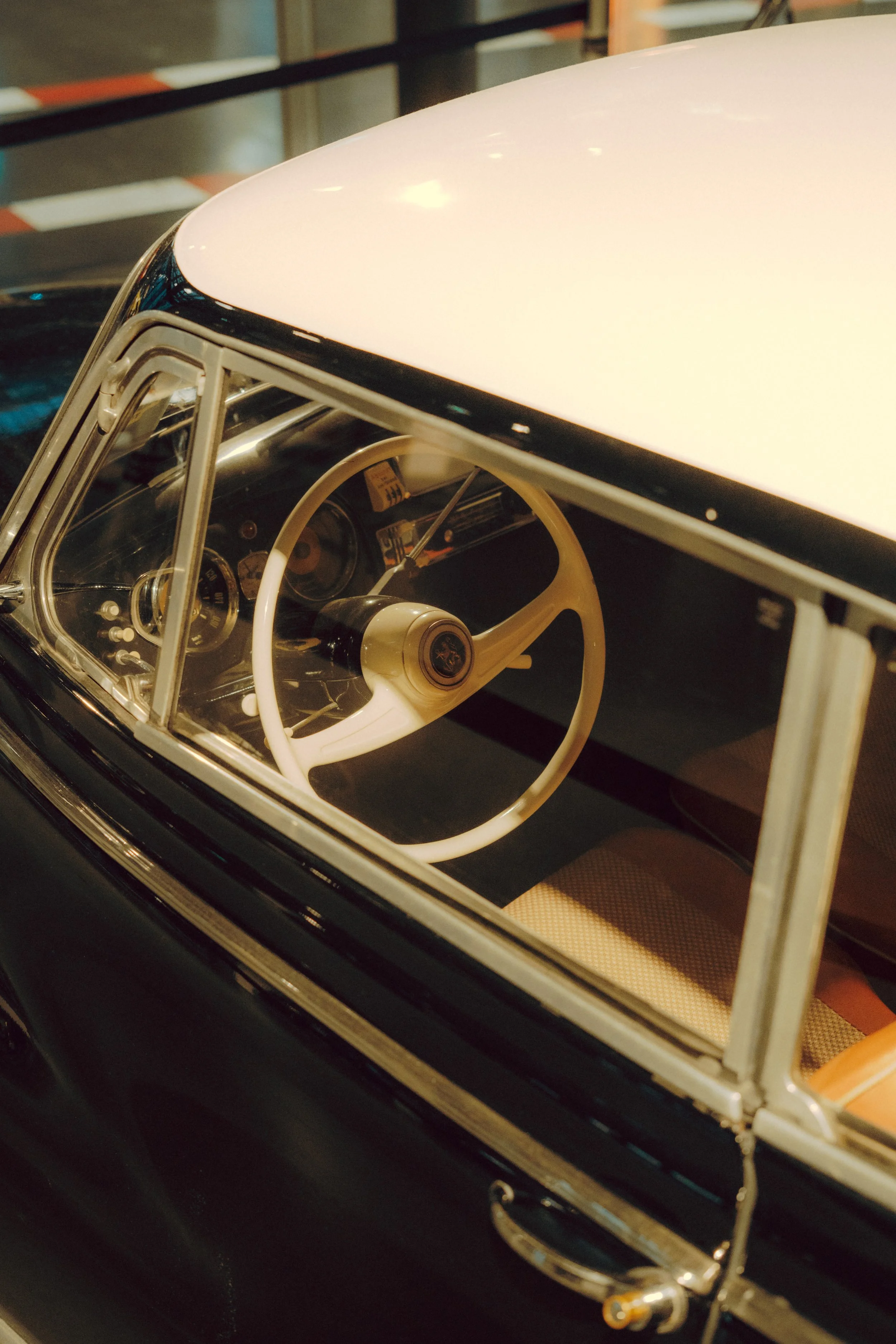 Motorworld-02.jpg