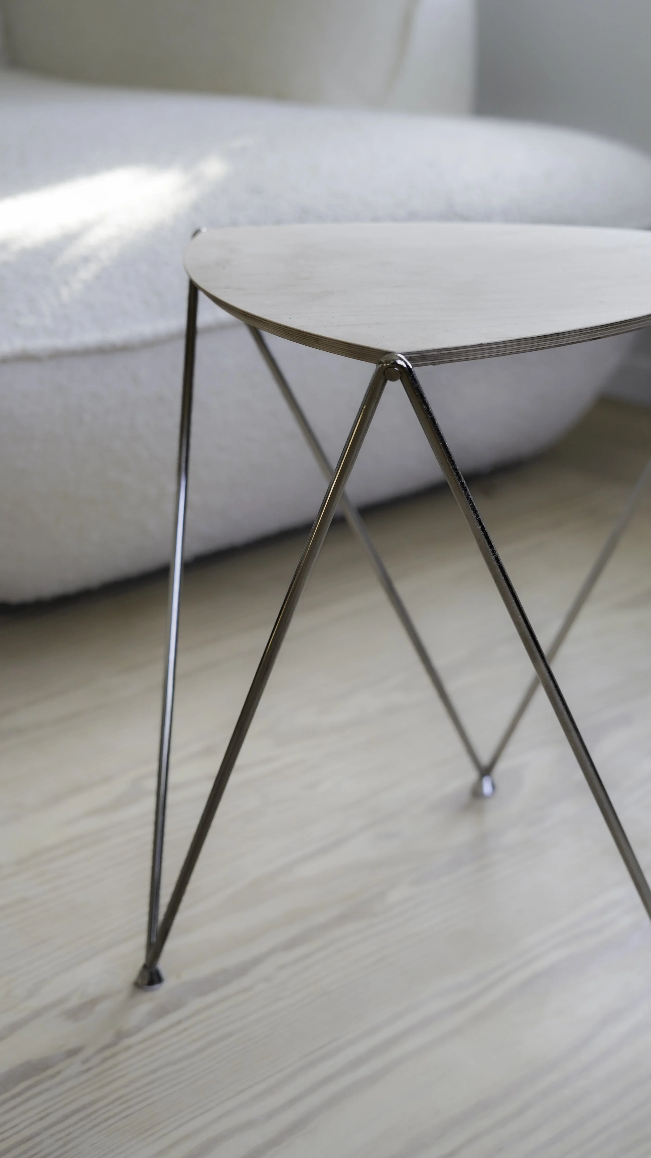 Taburet / Sidebord
