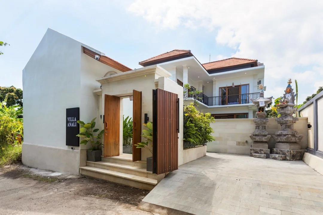 Entrance to Villa Anali private holiday villa in Lovina, North Bali
