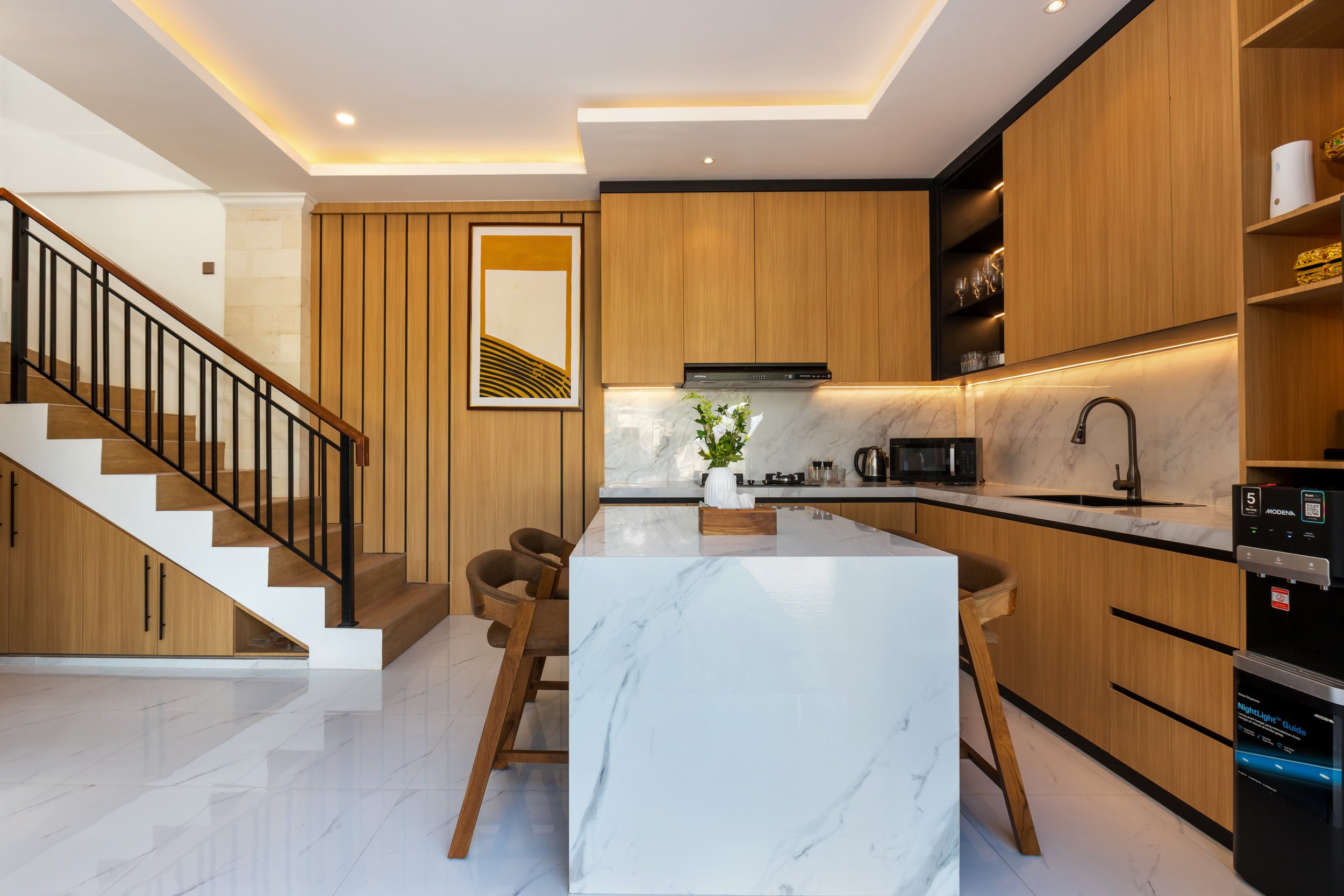 Fully equipped modern kitchen and dining area at Villa Anali