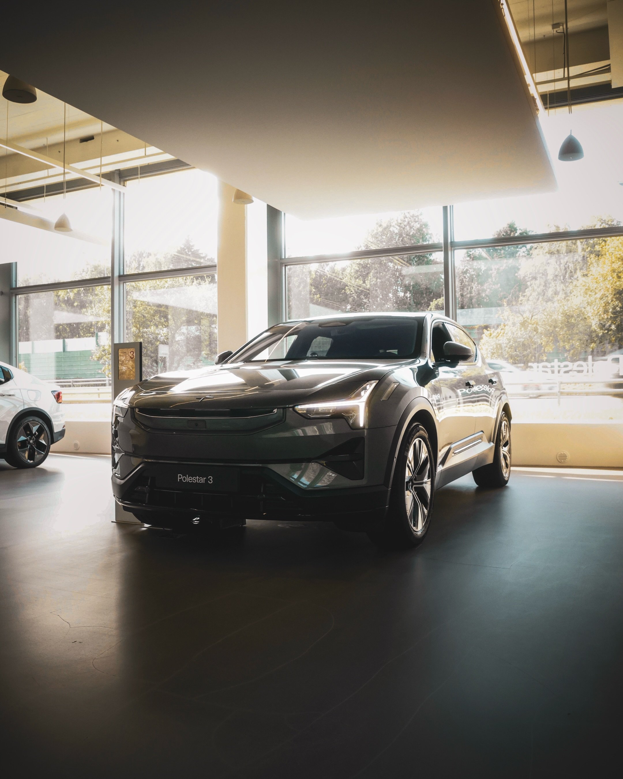 The clouds are heavy, the STORM is coming
&mdash;
A few weeks back @PolestarCars have shown the world a new colour added to its colour collection. Coming to #Polestar3 right after Krypton, Storm might be a pretty familiar colour for the @VolvoCars fa