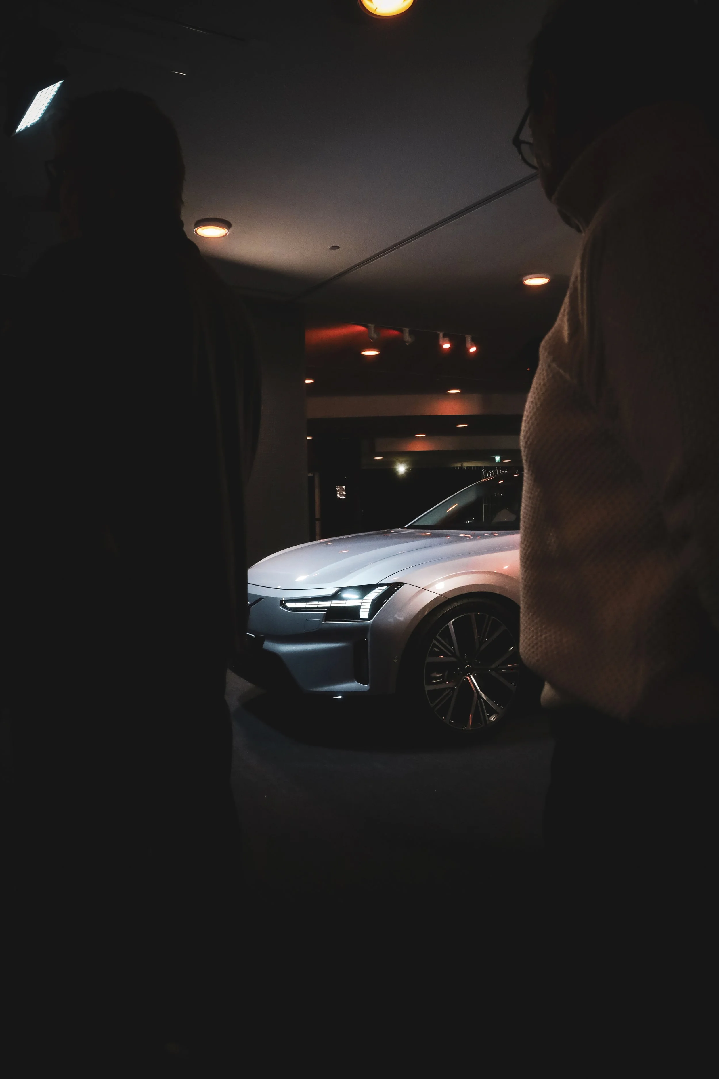 Silver Volvo ES90 in the centre of attention at Finlandia Hall in Helsinki, Finland photographed by Annika TheVolvoGirl Miftakhova