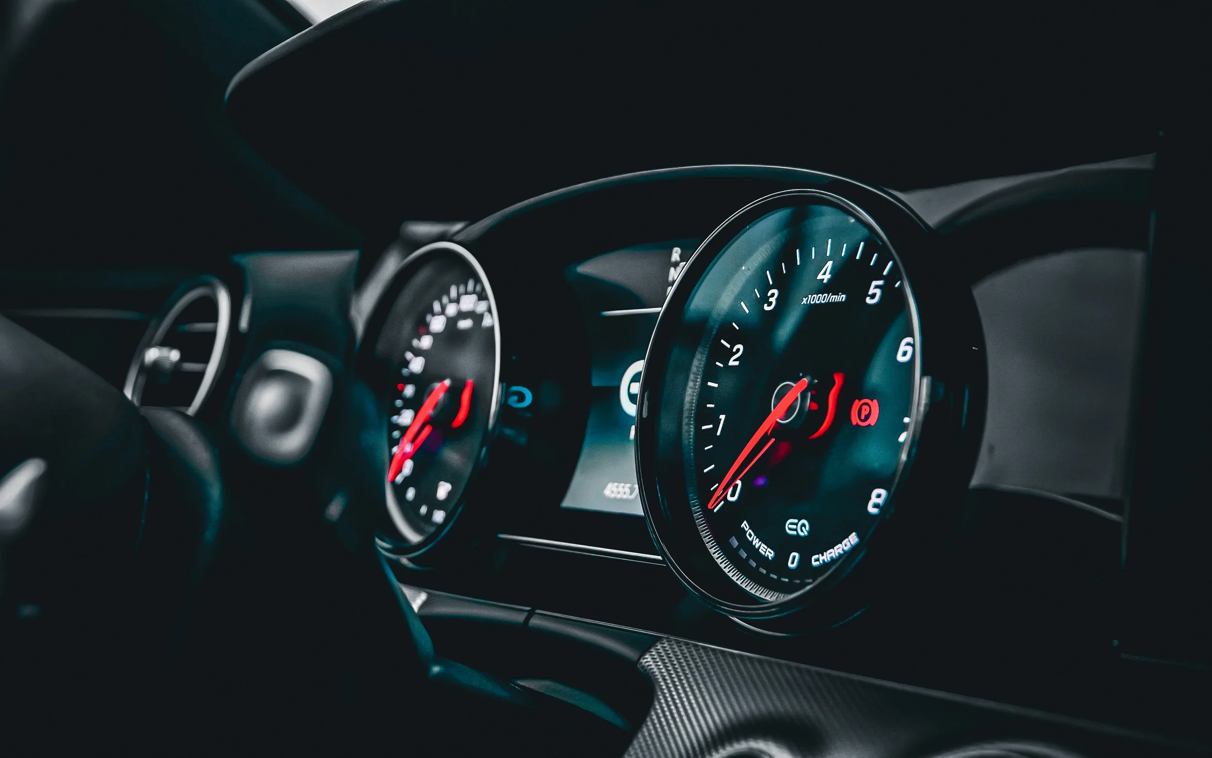 Driver cluster of Black Mercedes-Benz E-class car photographed by Annika TheVolvoGirl Miftakhova for Parrotz Suomi in Helsinki, Finland