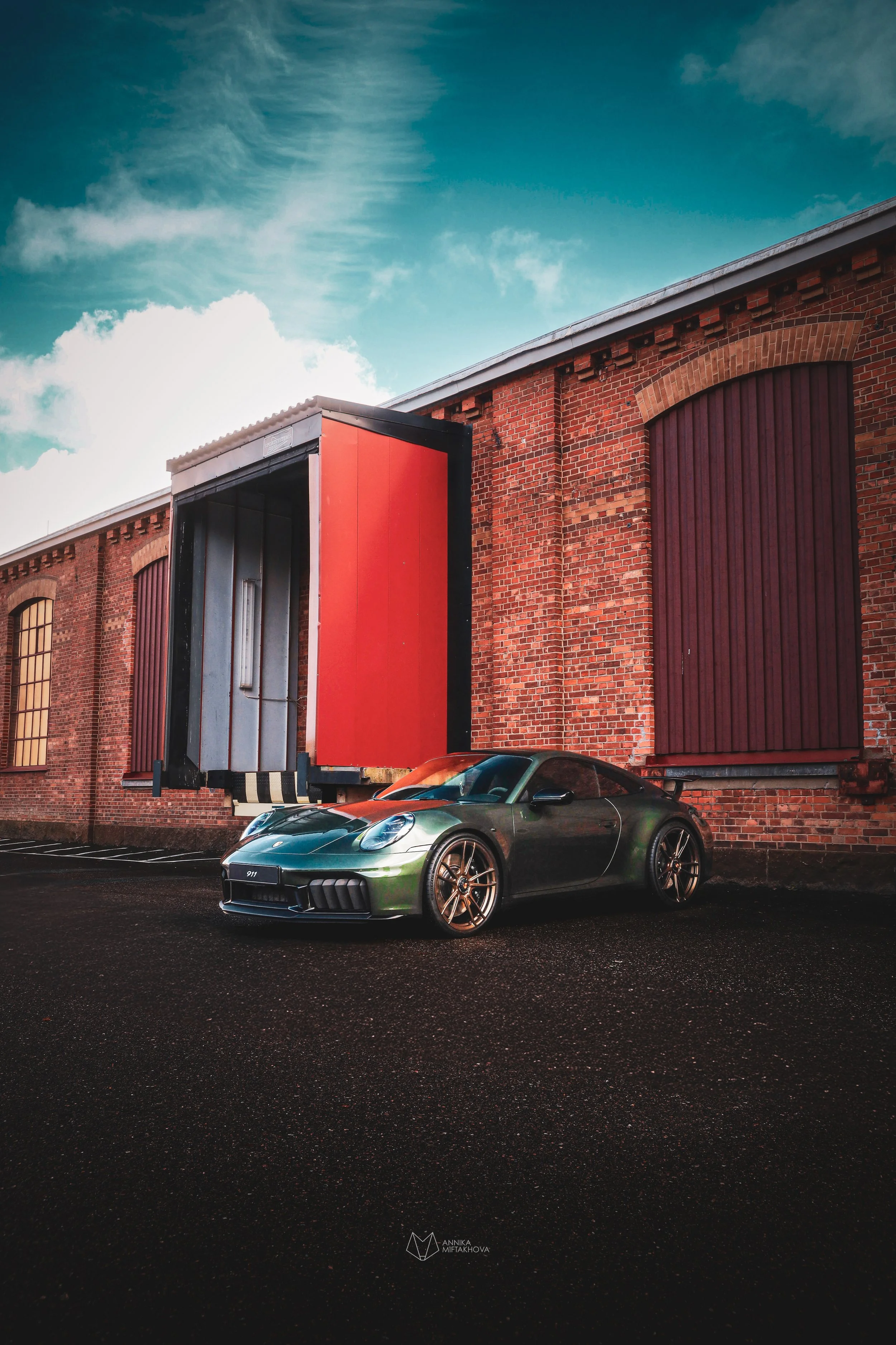 Olive Green Porsche 911 photographed in Örebro, Sweden by Annika TheVolvoGirl Miftakhova