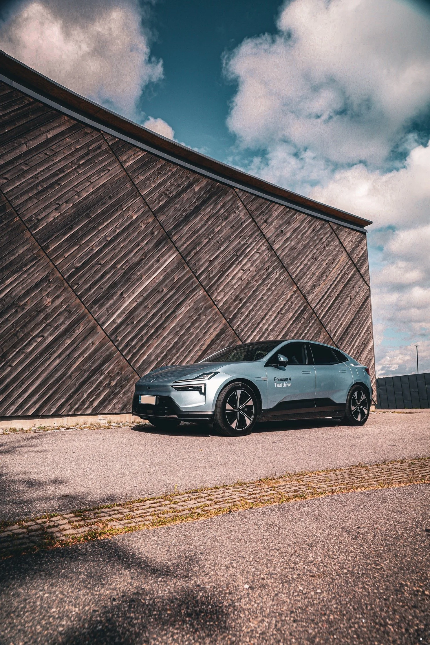 Polestar 4 out in Helsinki, photographed by Annika Miftakhova
