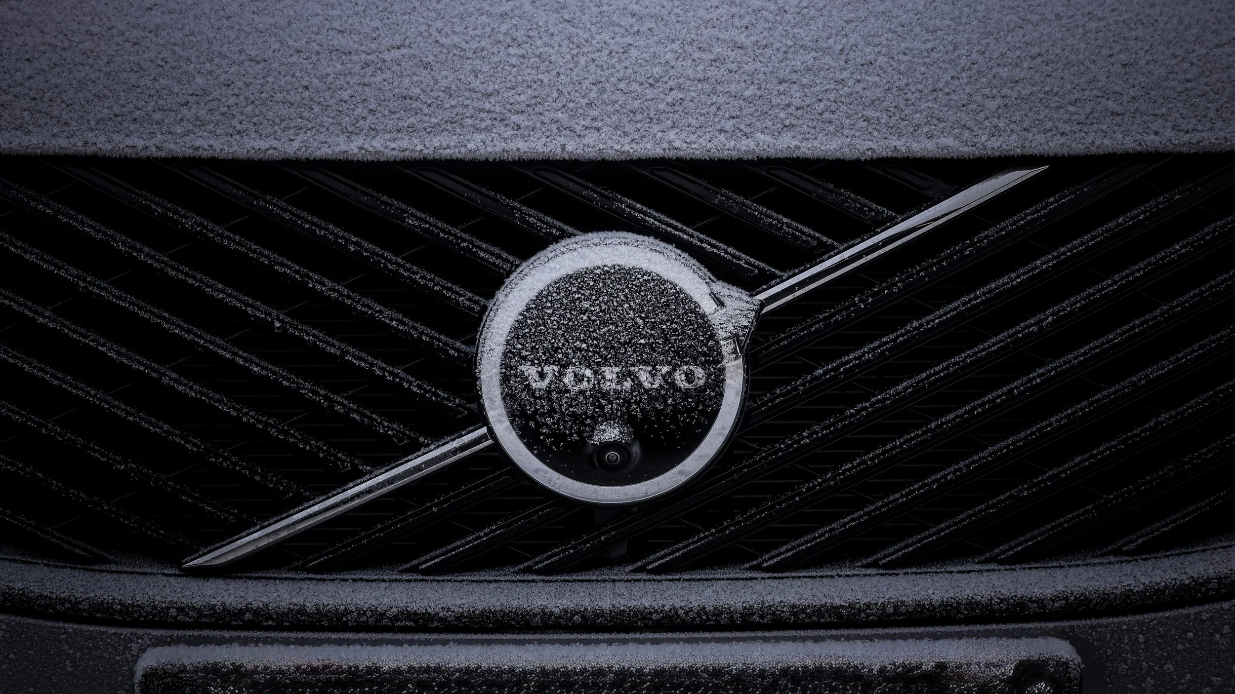 Automotive: The Volvo Girl