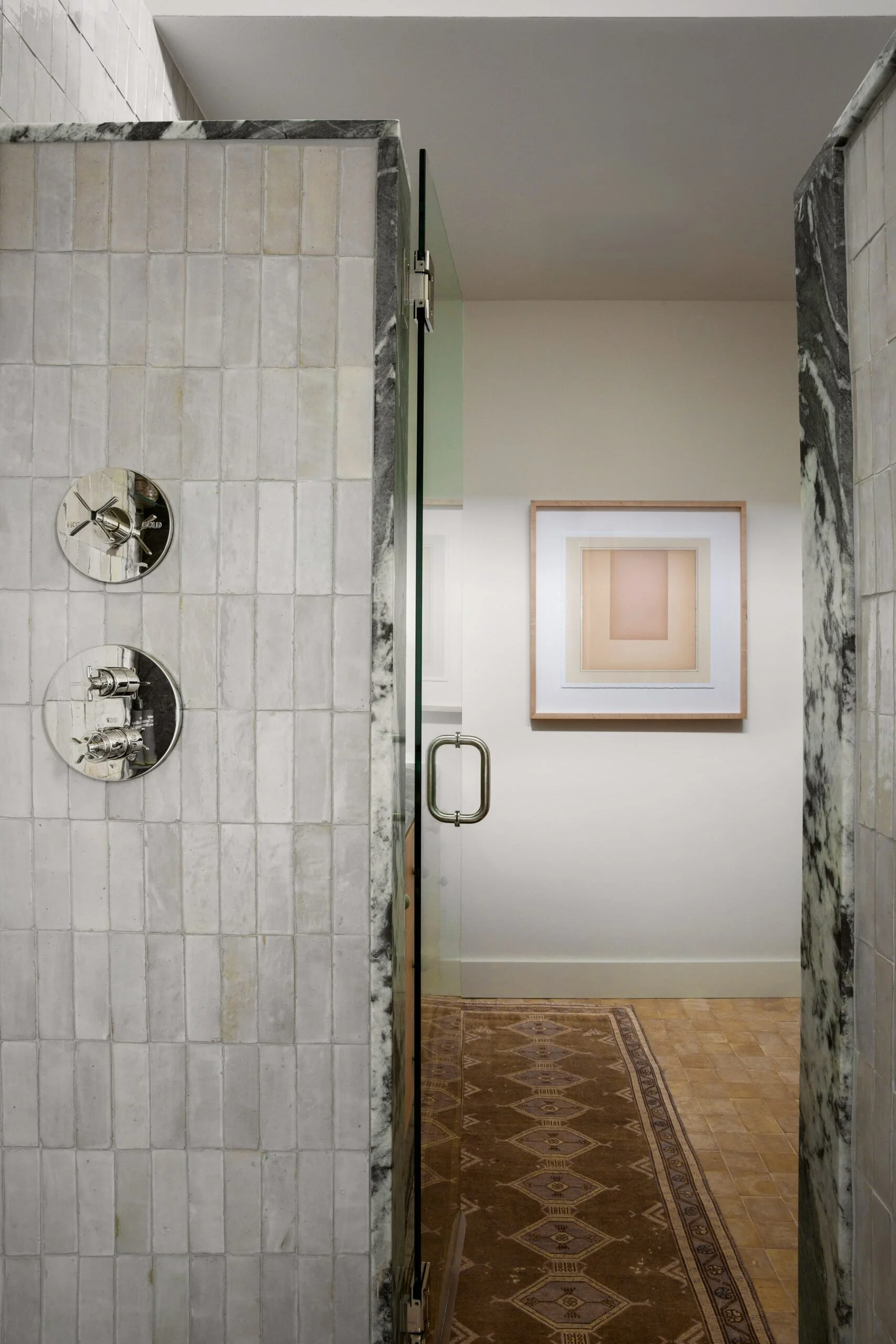 Bathroom_3_.jpeg