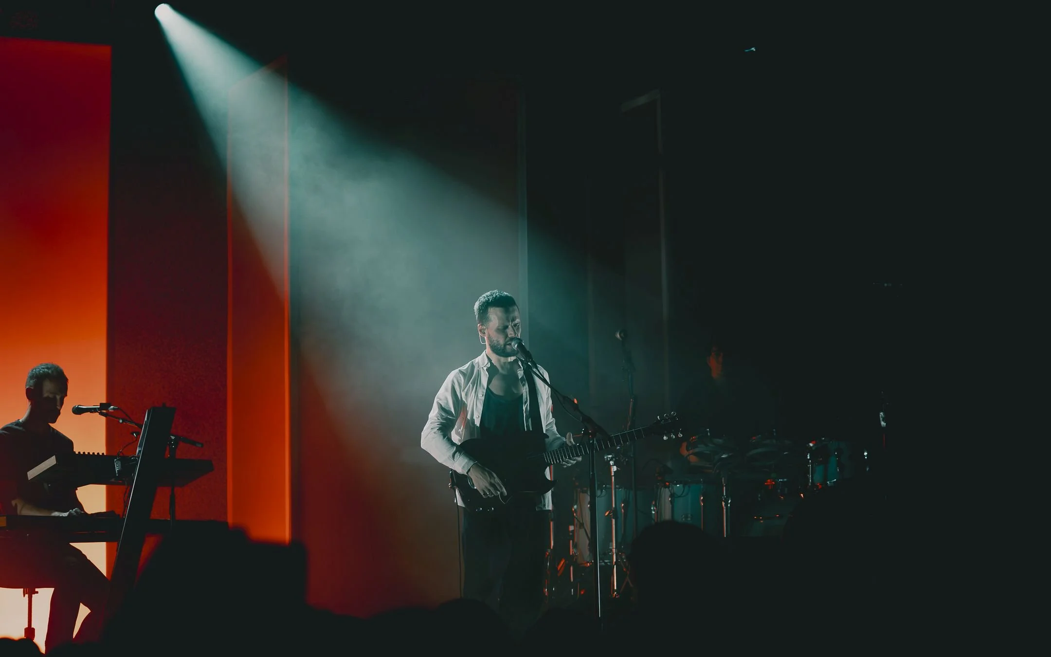 Harry McVeigh, White Lies - Dürer Kert, Hungary