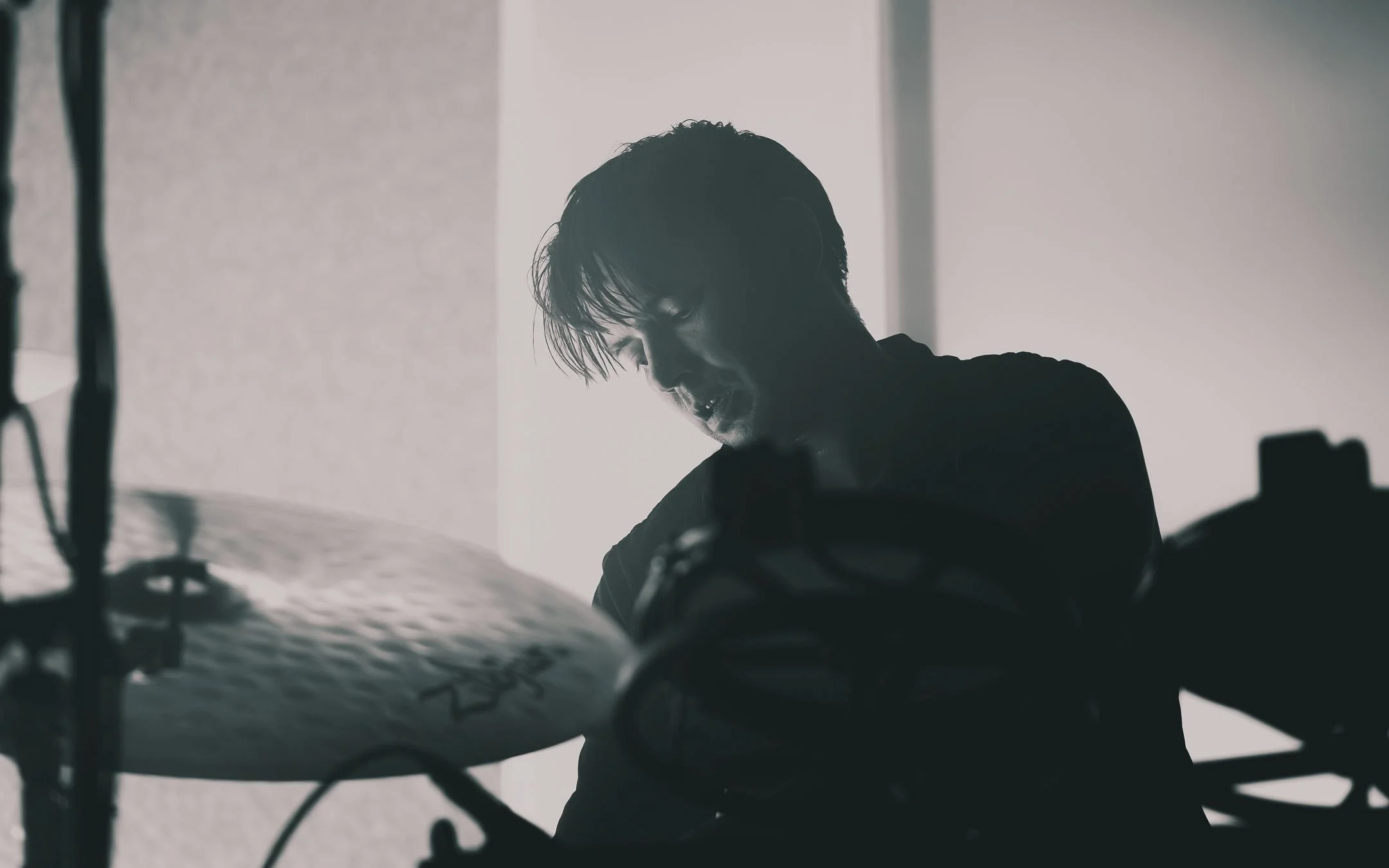 Jack Lawrence-Brown, White Lies - Dürer Kert, Hungary
