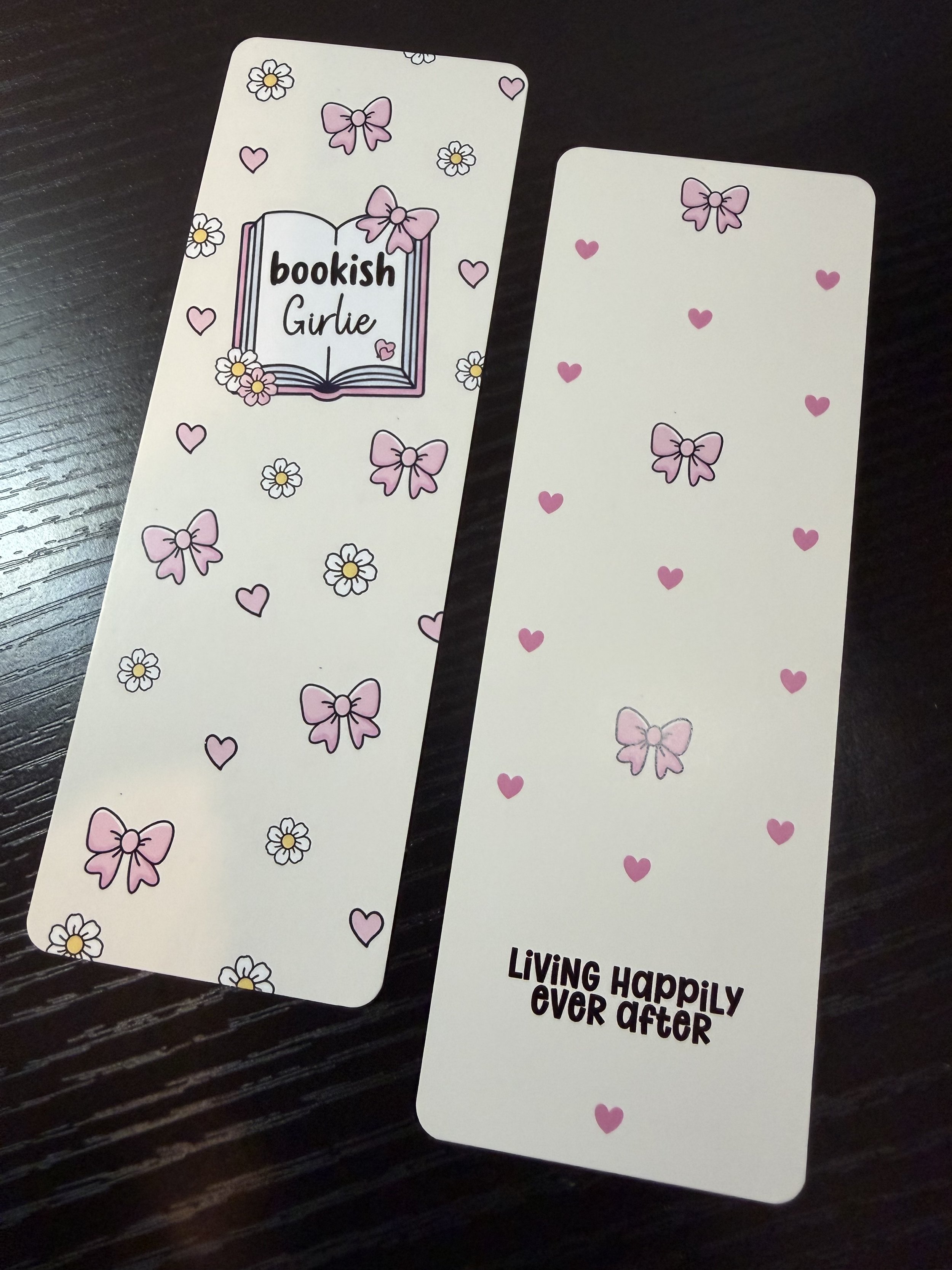 Bookish Girlie - Bows