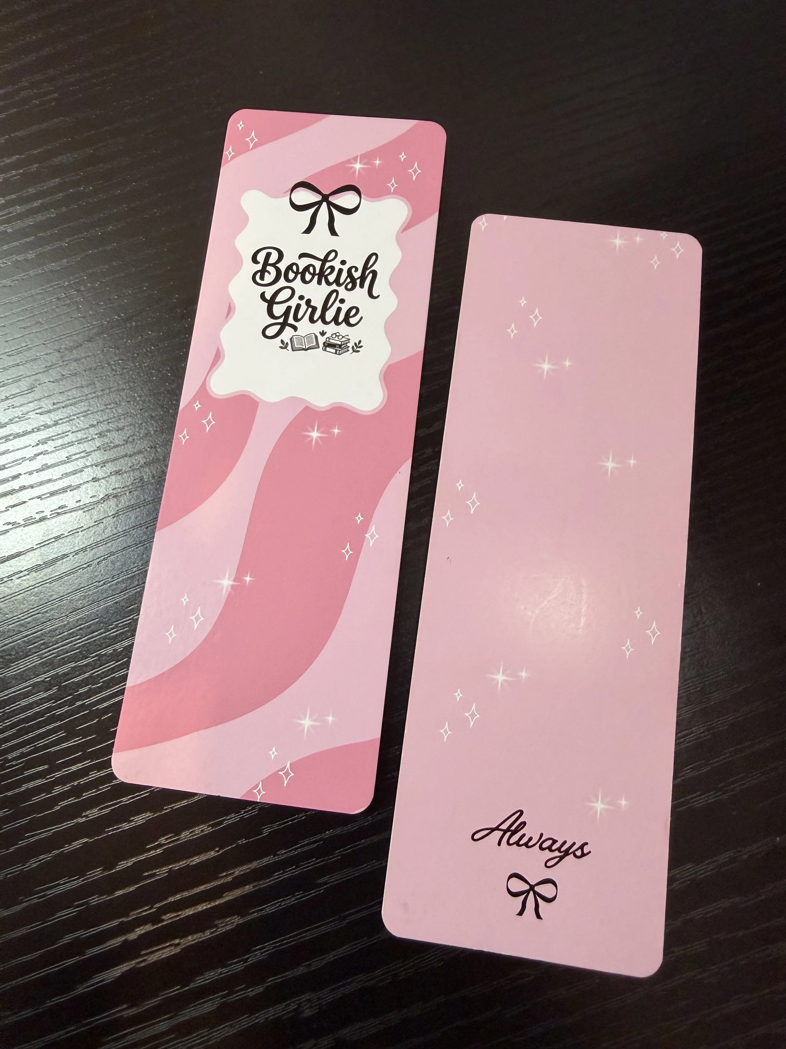 Bookish Girlie - Pink