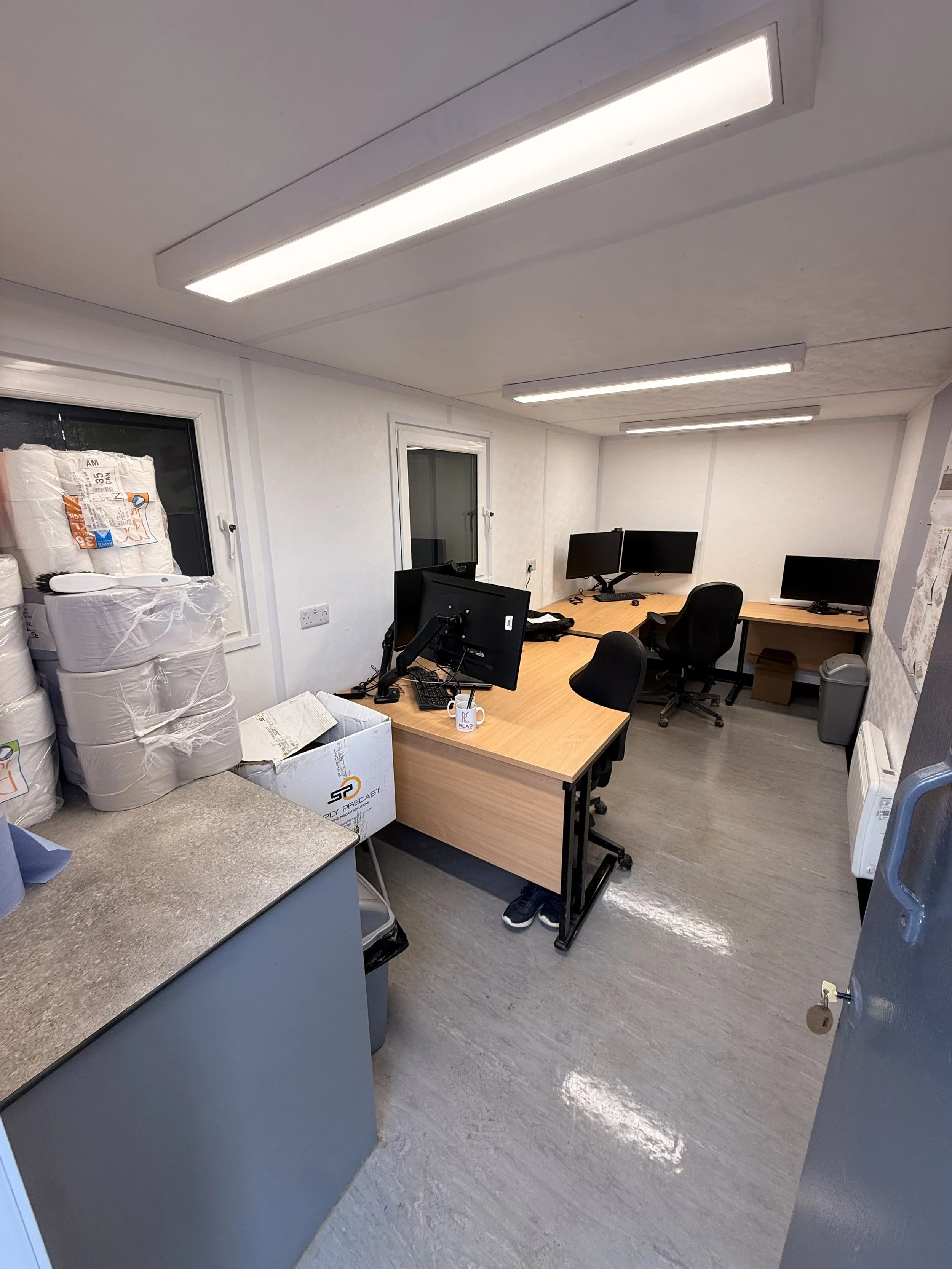Office Cleaning Shropshire 13.jpeg