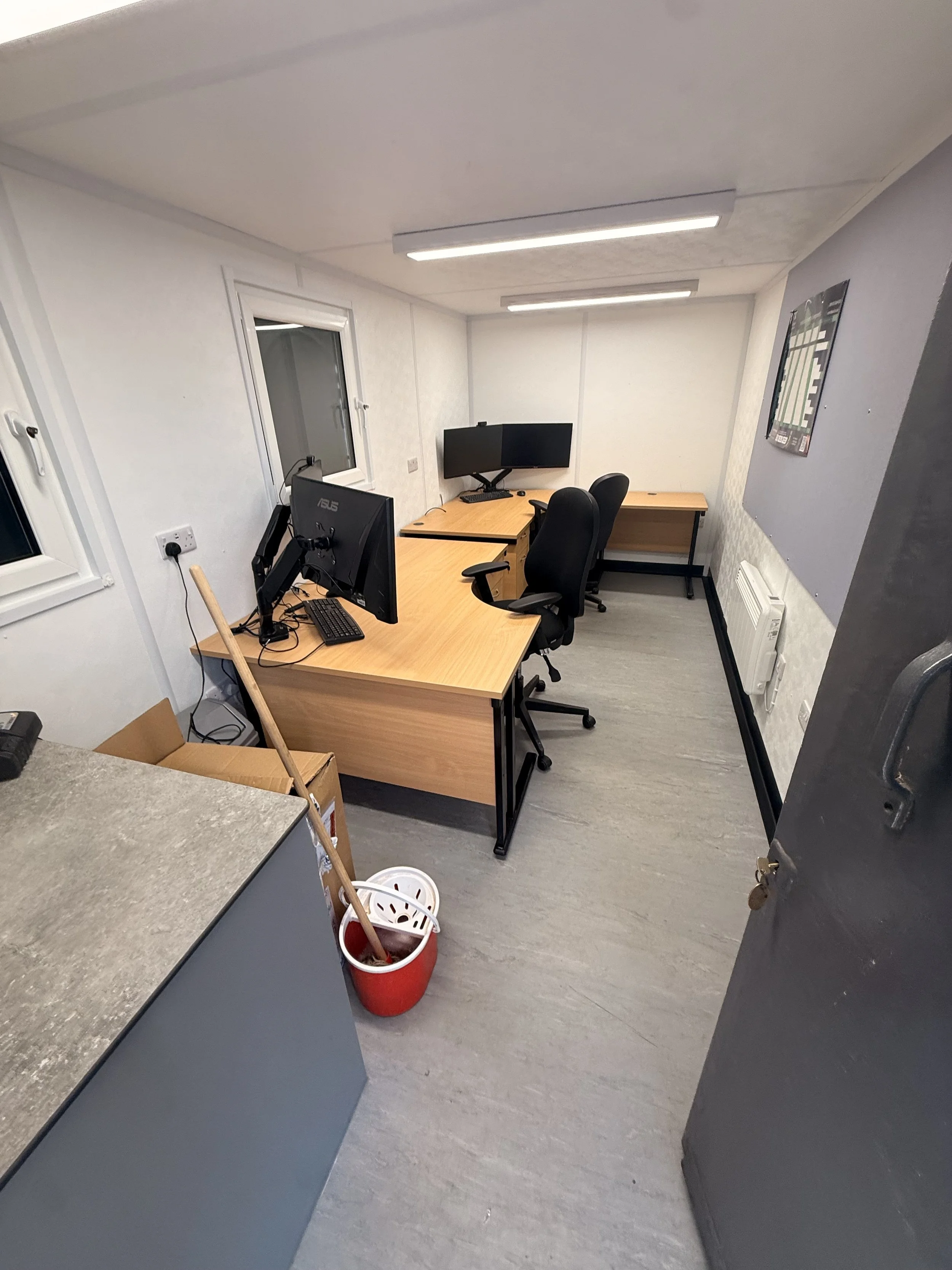 Office Cleaning Shropshire 7.jpeg