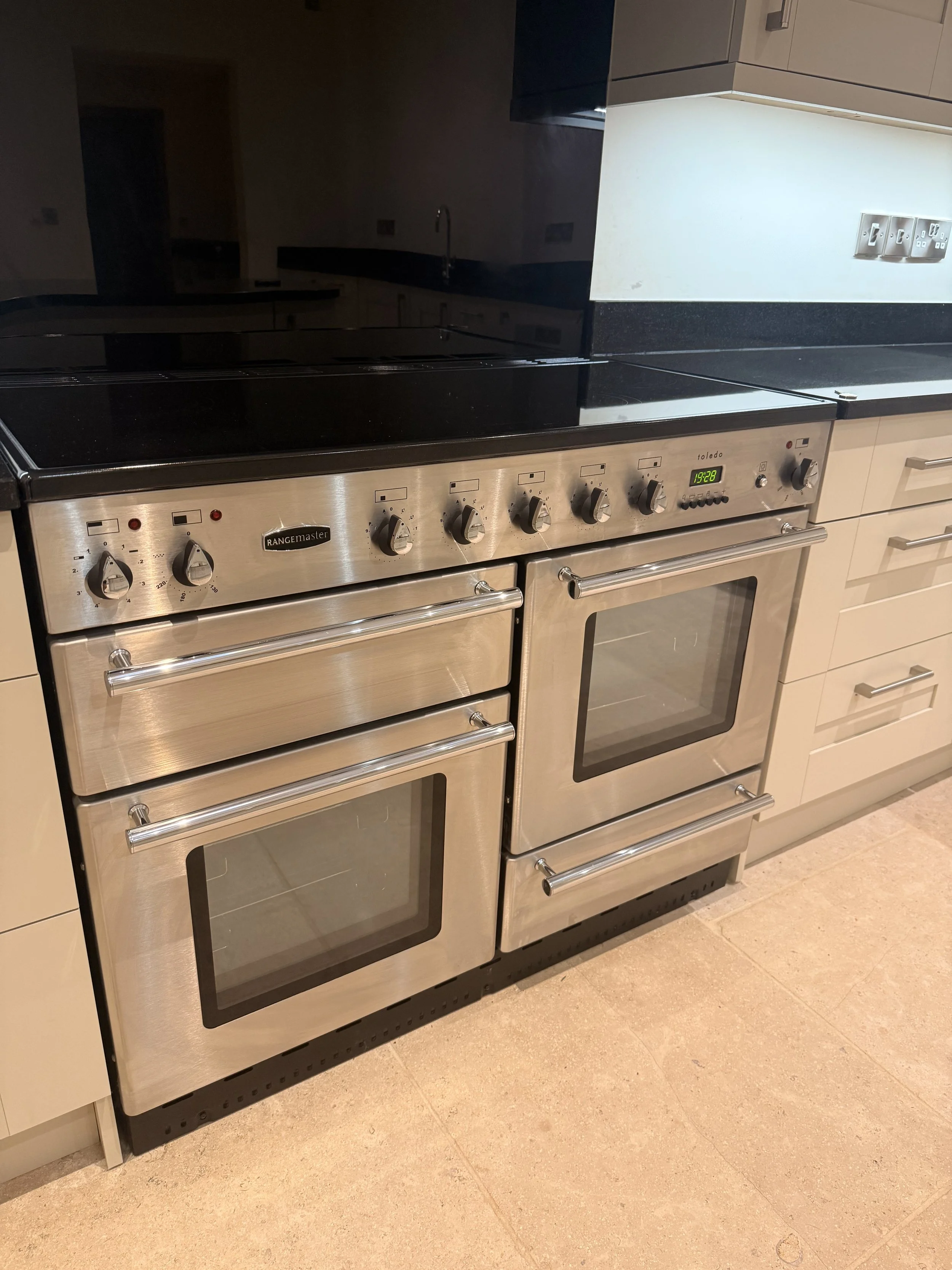 Oven Cleaning Shropshire.jpeg